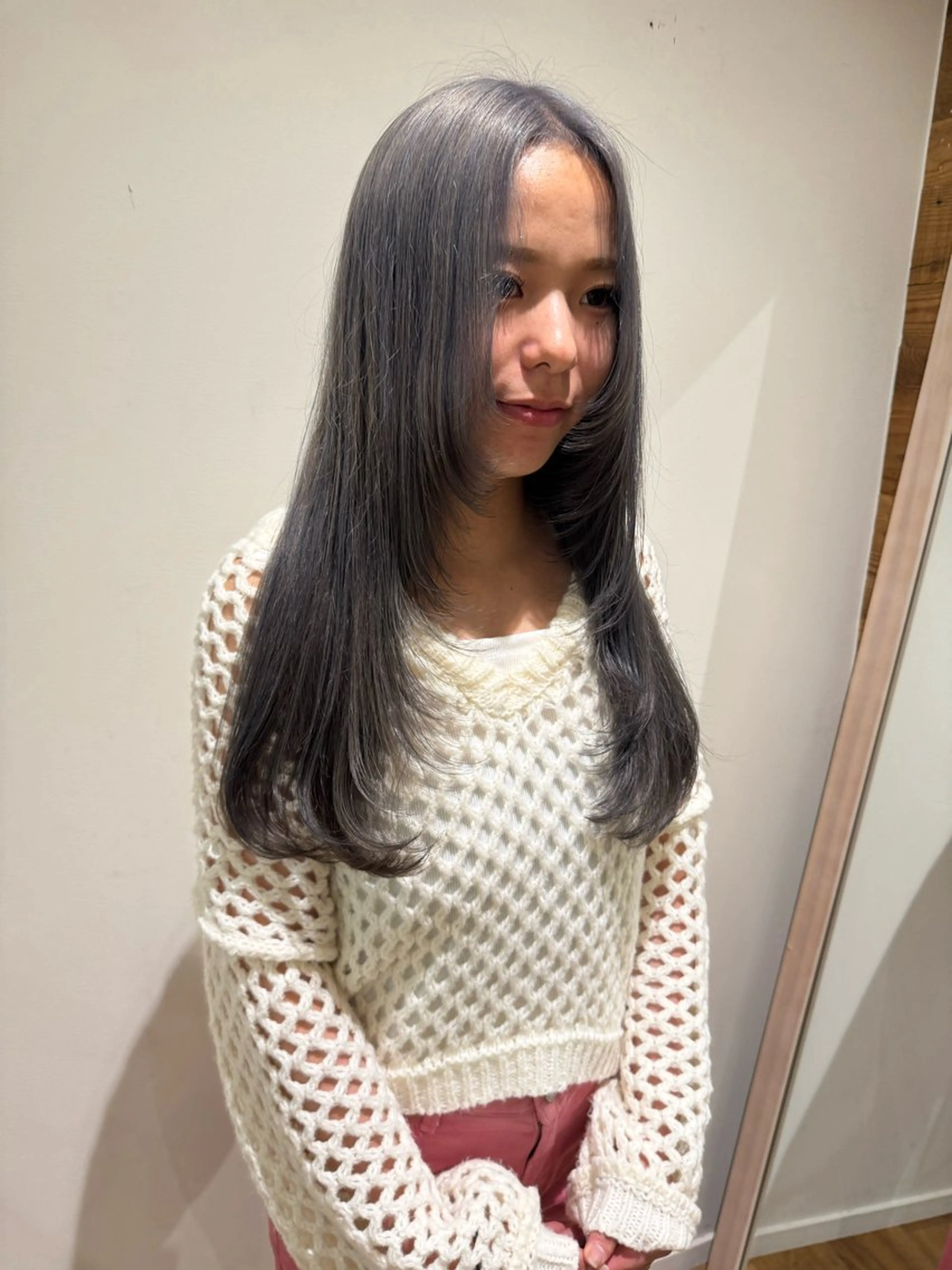 ロング レイヤーカット 吉留 文月のヘアスタイル