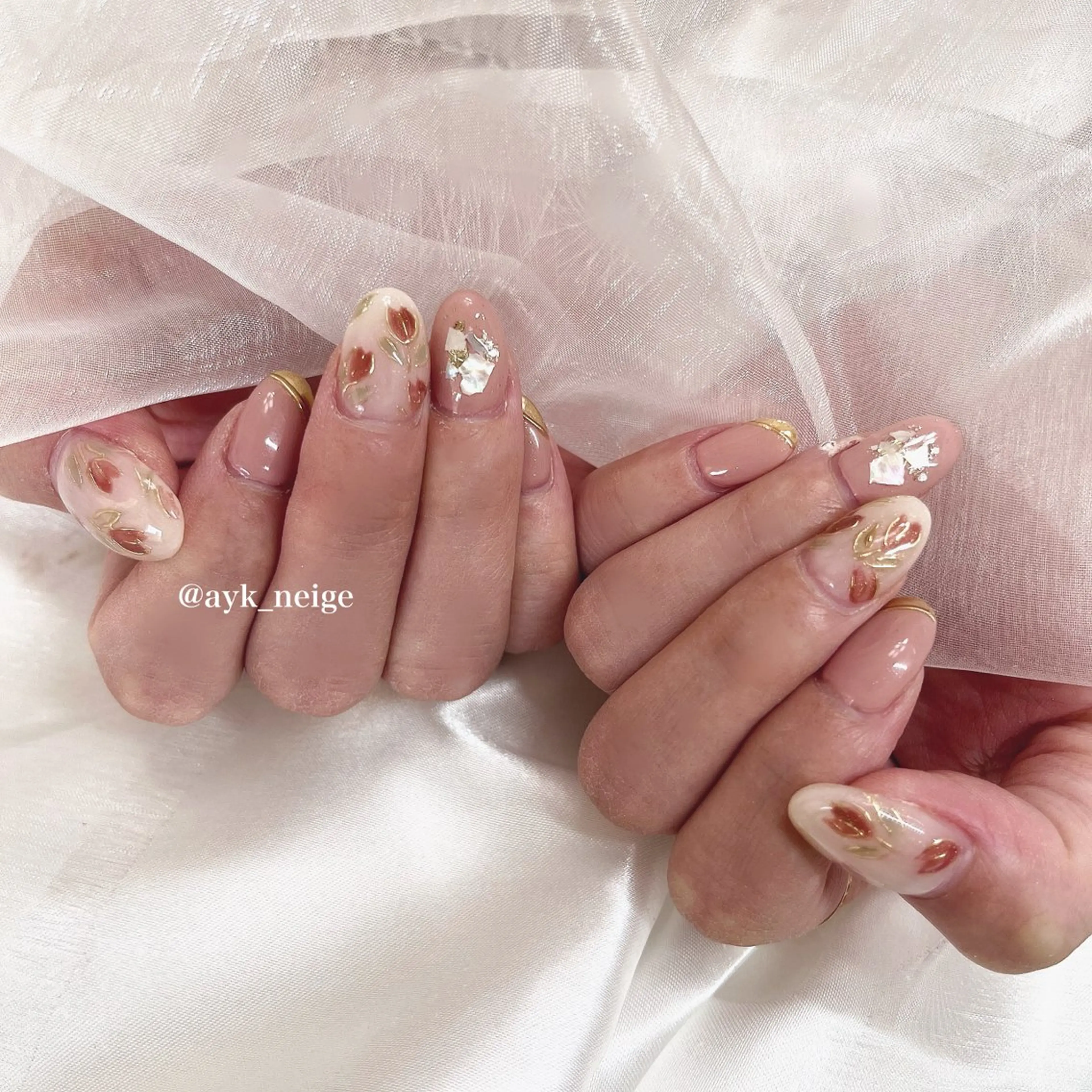 ネイル フットネイル キラキラネイル 韓国ネイル リボン n'eige nail所属・大谷 綾香のネイルデザイン