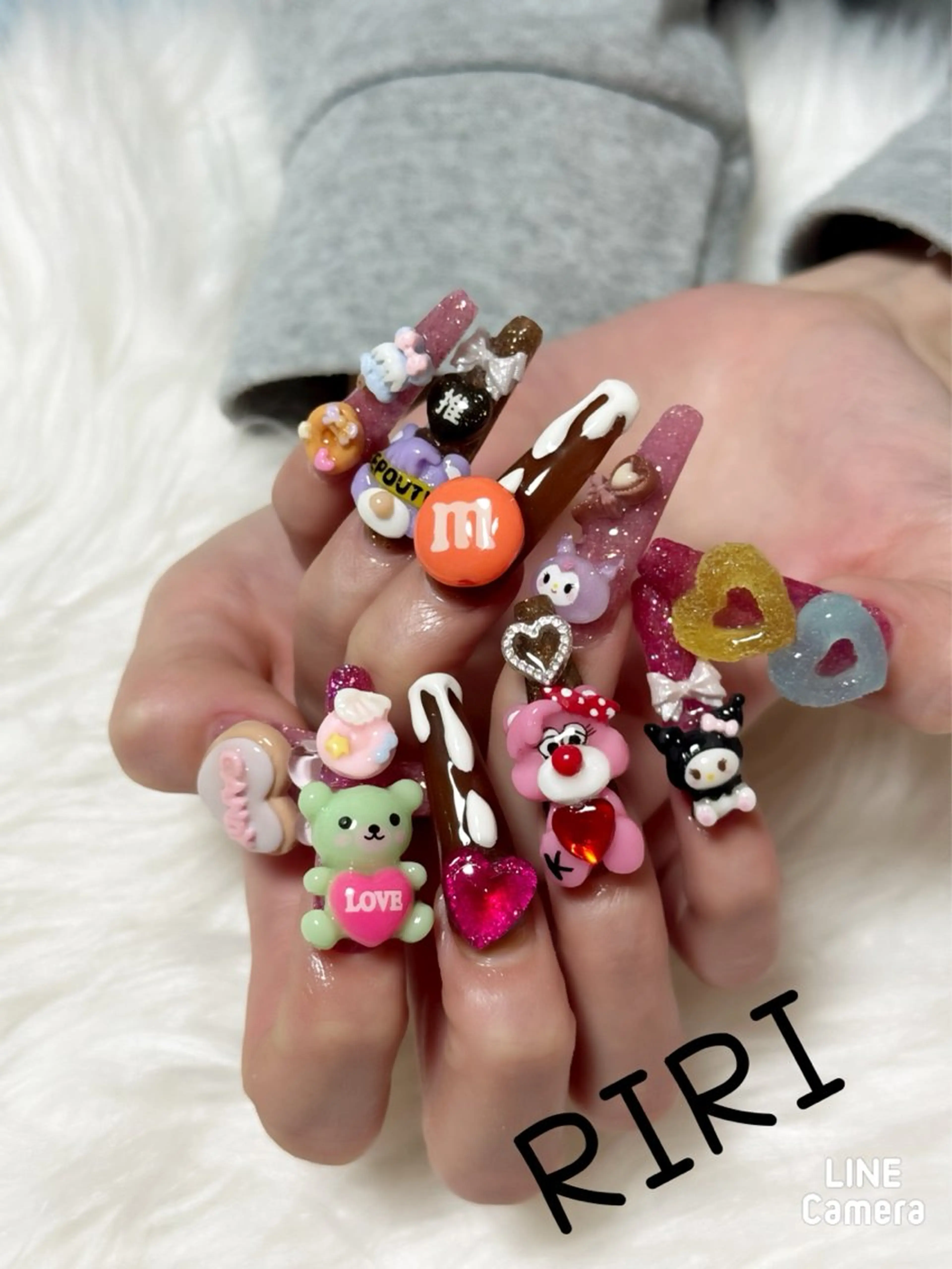 ネイル ジェルネイル ロングネイル スカルプネイル シンプルネイル バレンタイン riri オーナーのネイルデザイン