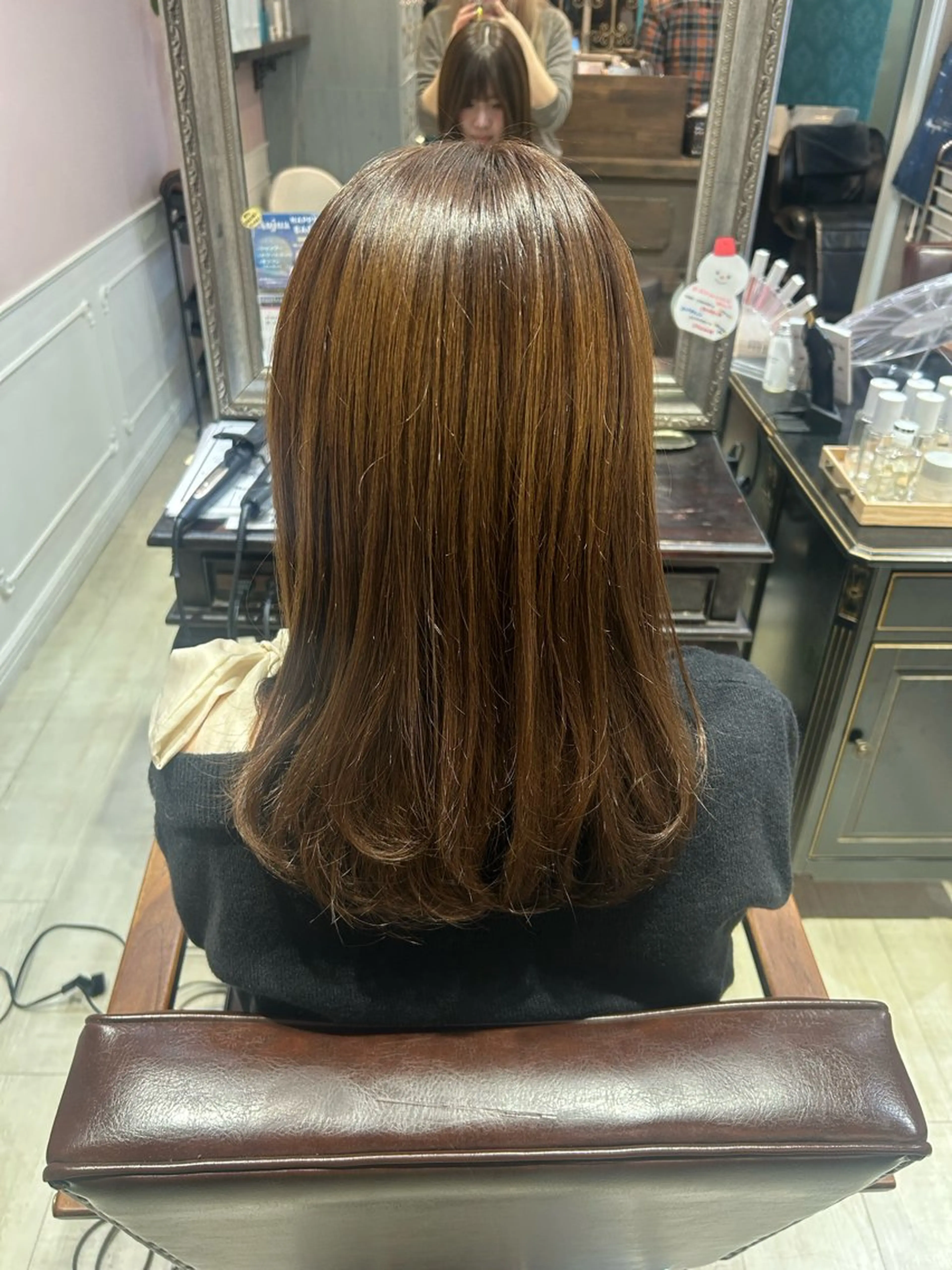 セミロング 暖色カラー｜艶髪｜ 🥨AIKA🥨のヘアスタイル