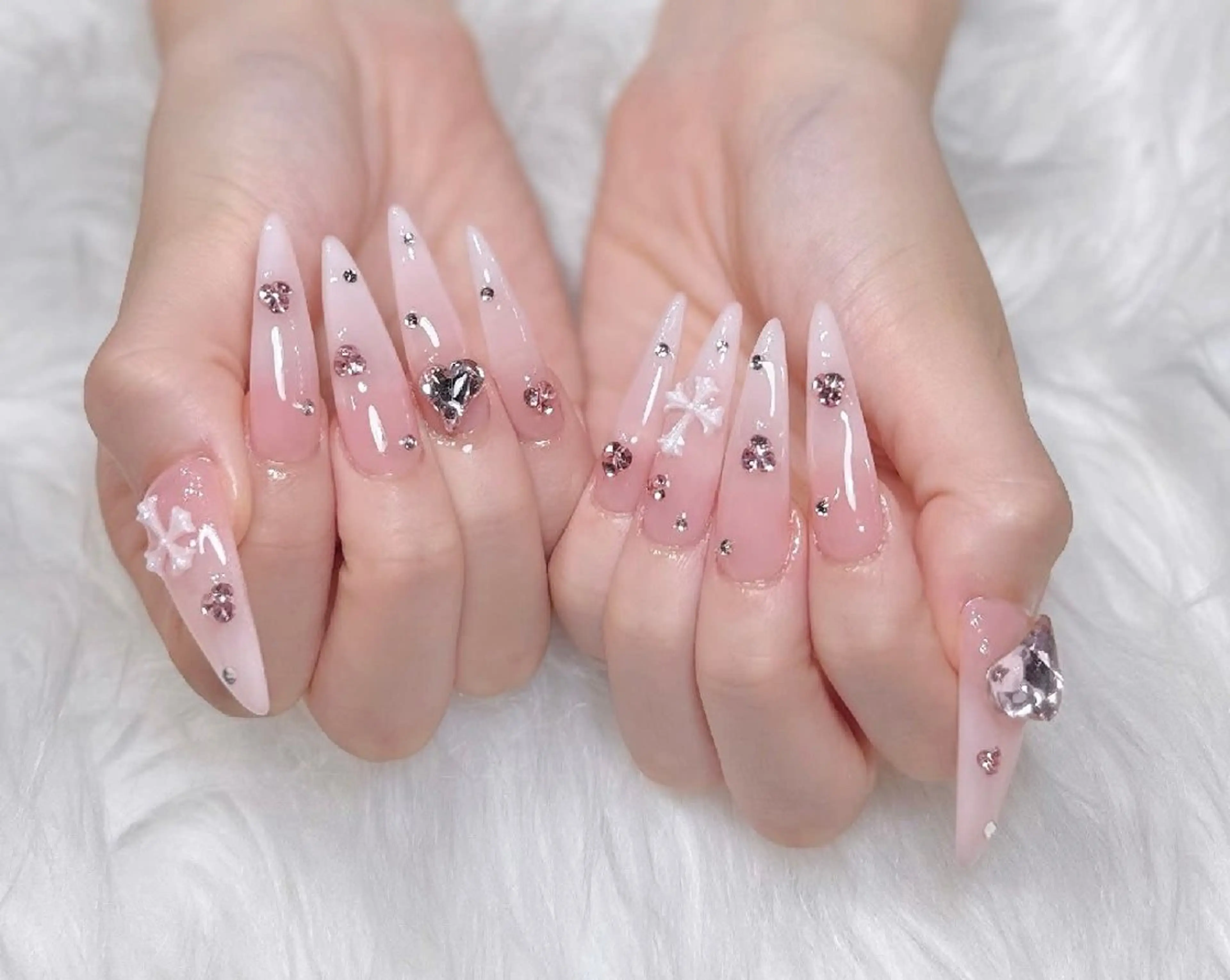 ネイル Naomi Nailのネイルデザイン