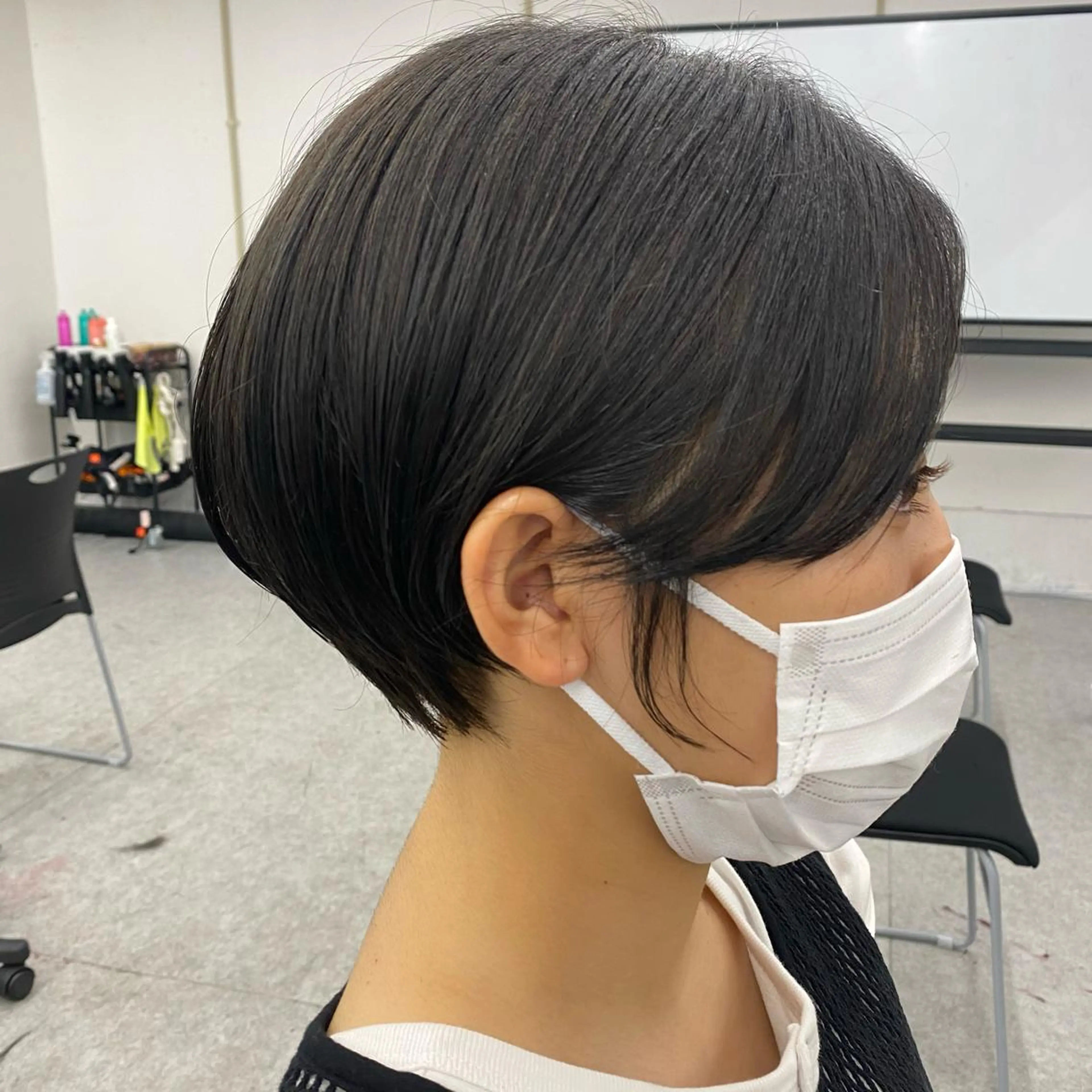 ショート カラー 💕コテ巻き風パーマ 💕KEIYA 💕のヘアスタイル