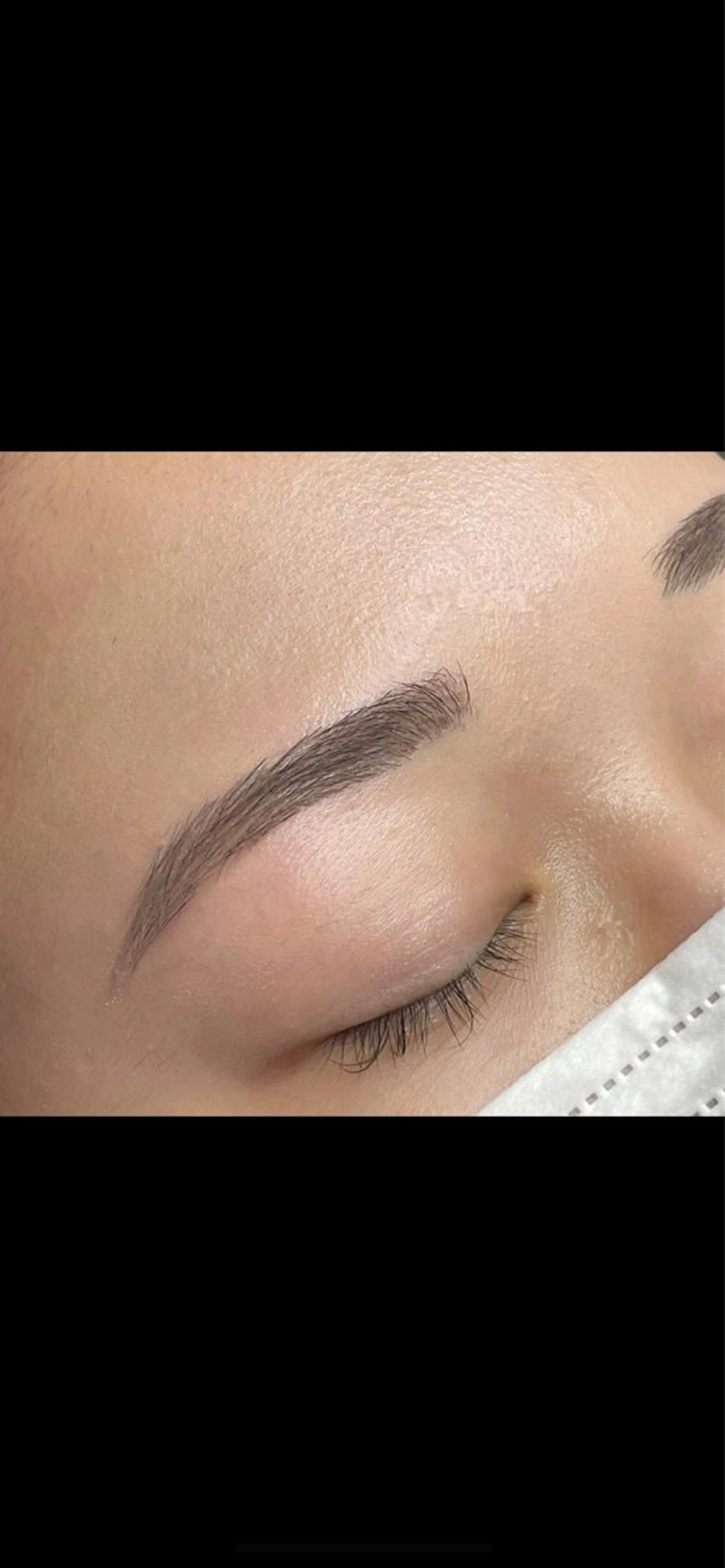 アイブロウ Oui Lash&Brow 太田店所属・Oui  與那嶺 真衣の眉毛・アイブロウイメージ