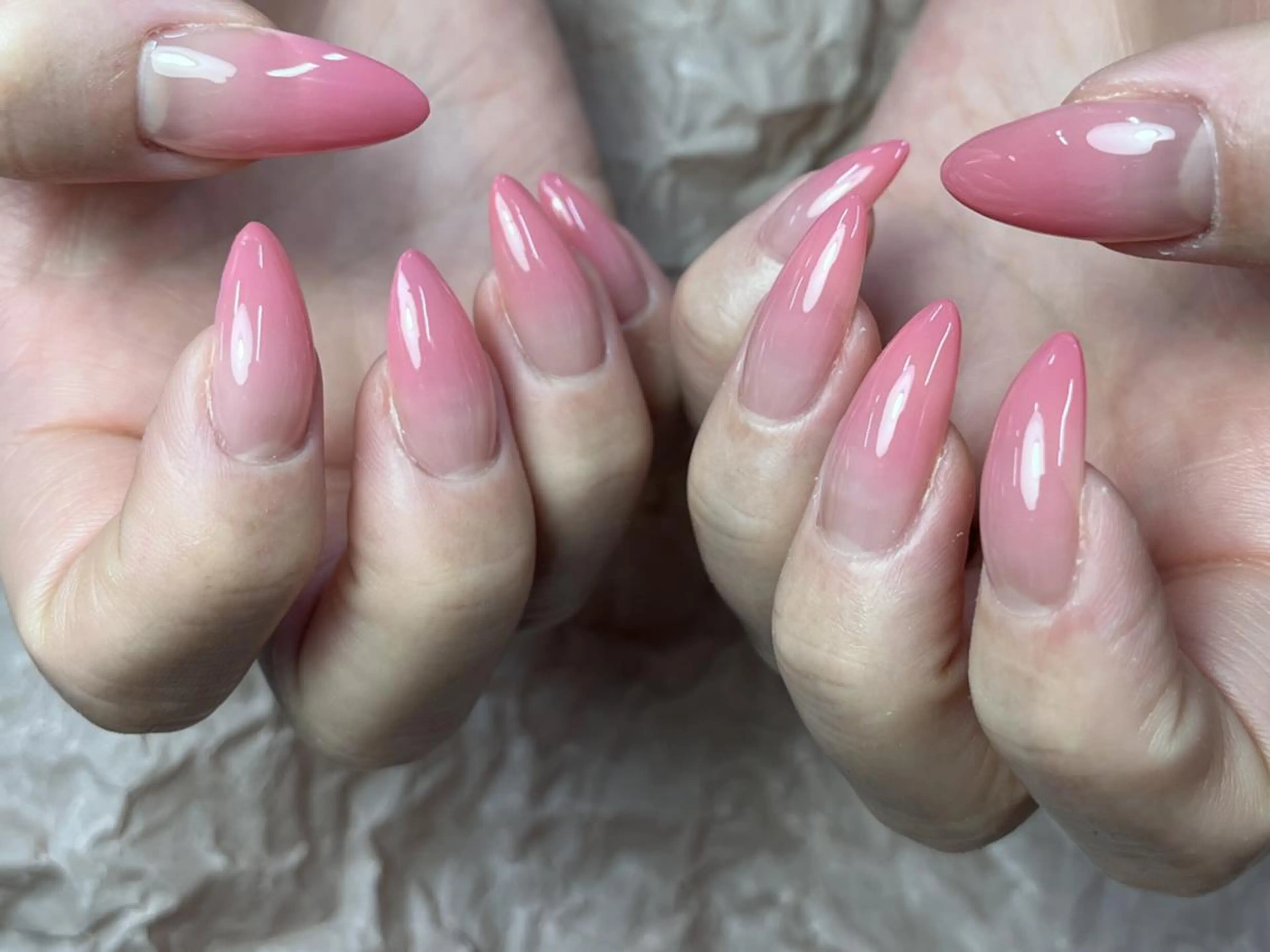 ネイル ハンドネイル ハンドケア ToliyDeliy ネイルサロンのネイルデザイン