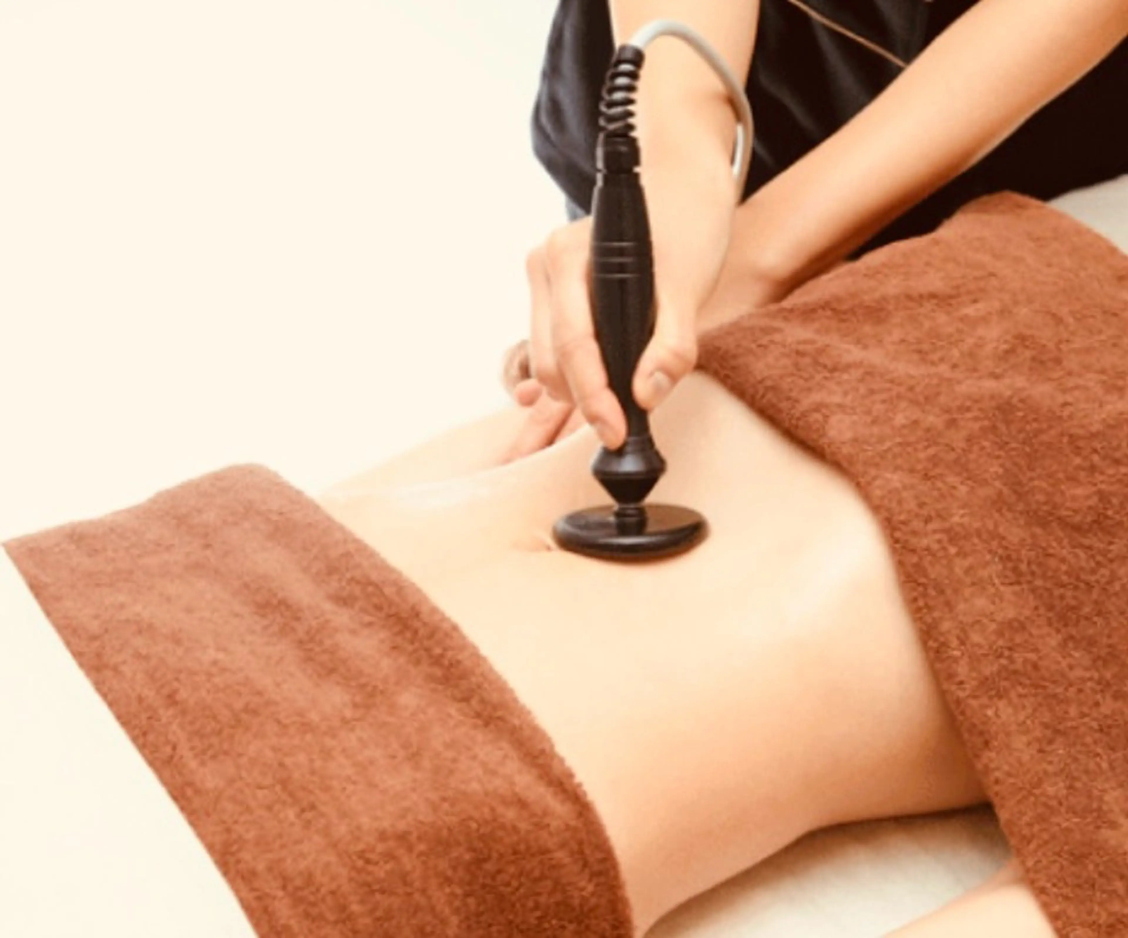 フォースカッター選べる２部位集中ケア60分　🔸お腹・足・背中から２部位選択の写真