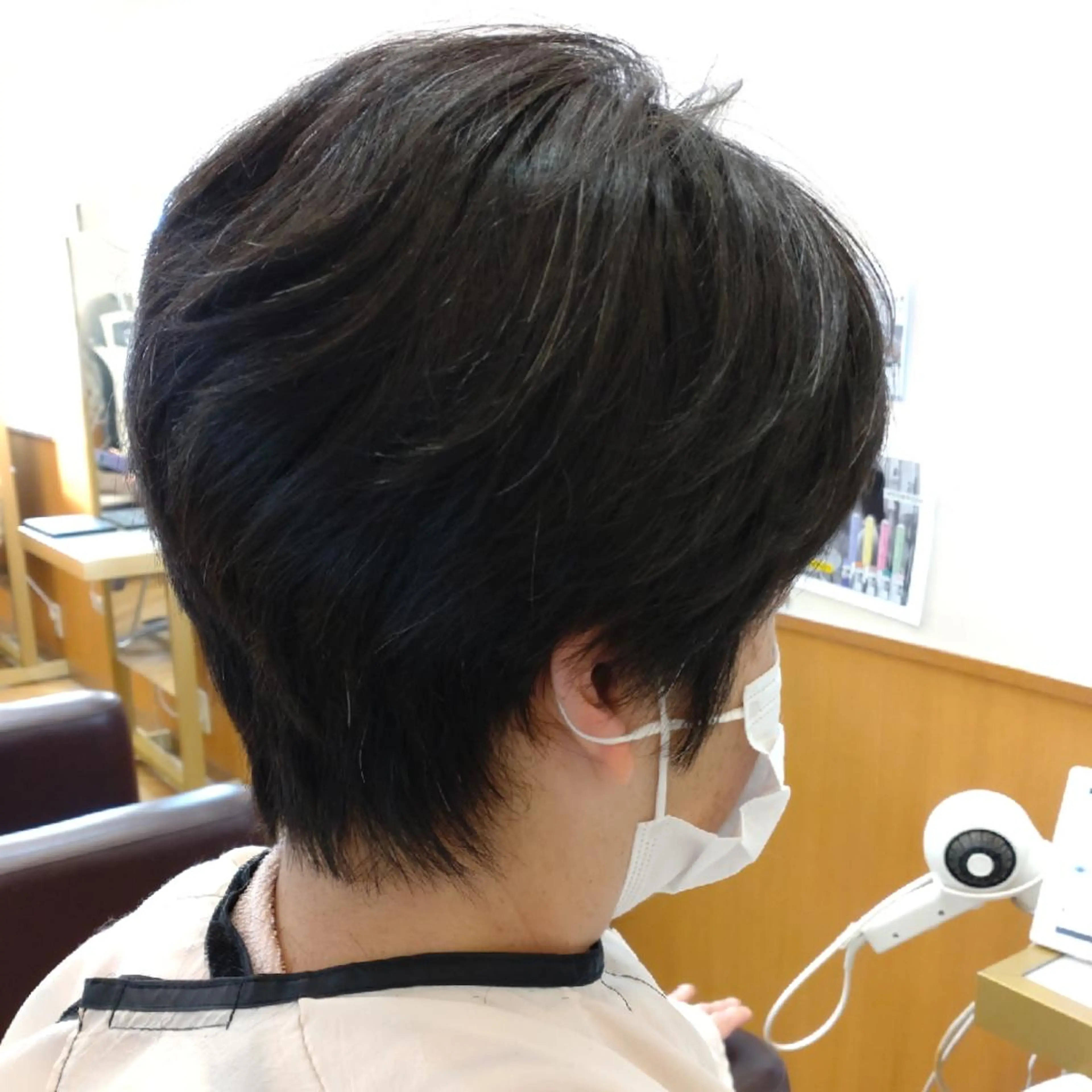 ショート カット ヘッドスパ 仮屋 敬介のヘアスタイル