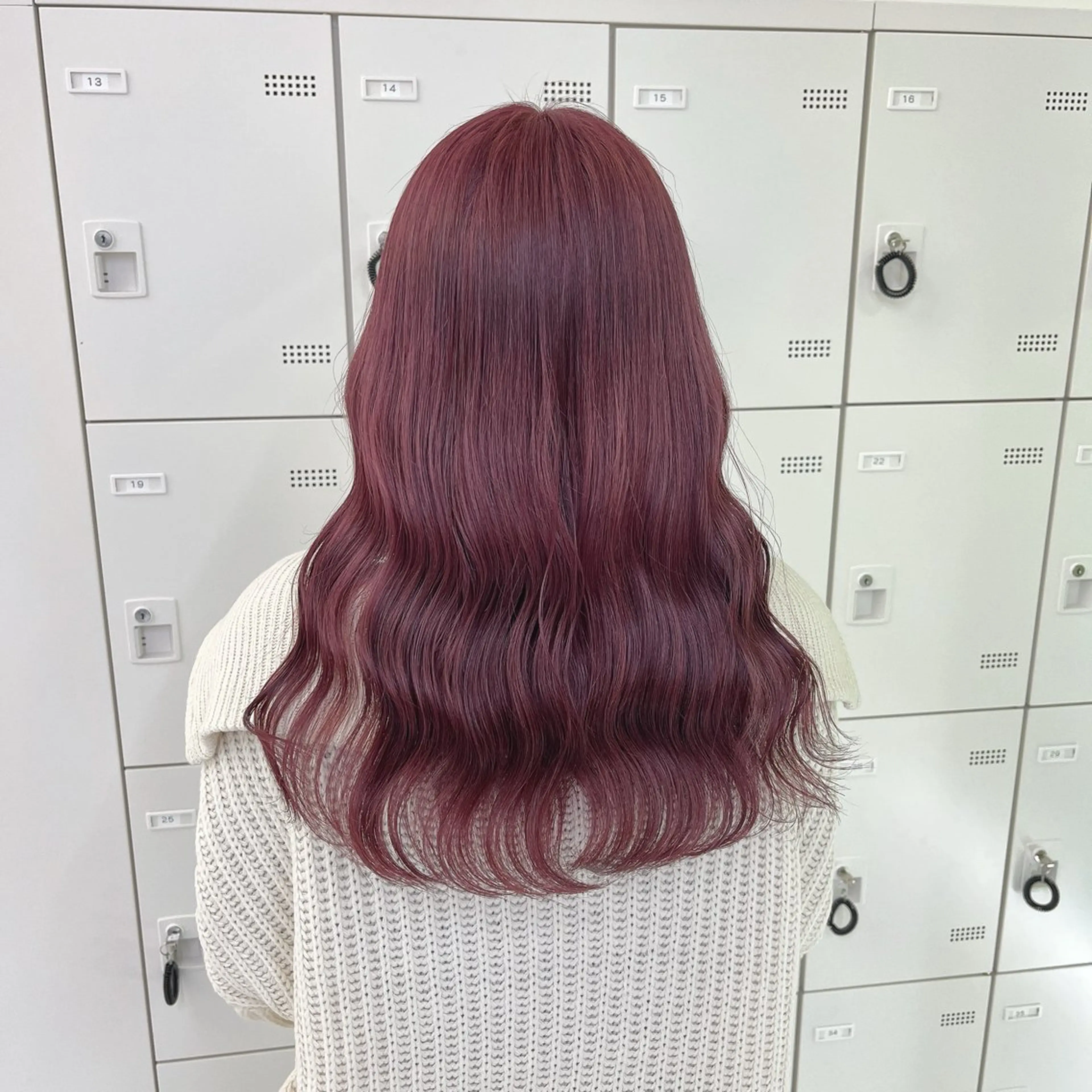 セミロング Wカラー/暖色/べ ージュりく©︎🐝のヘアスタイル