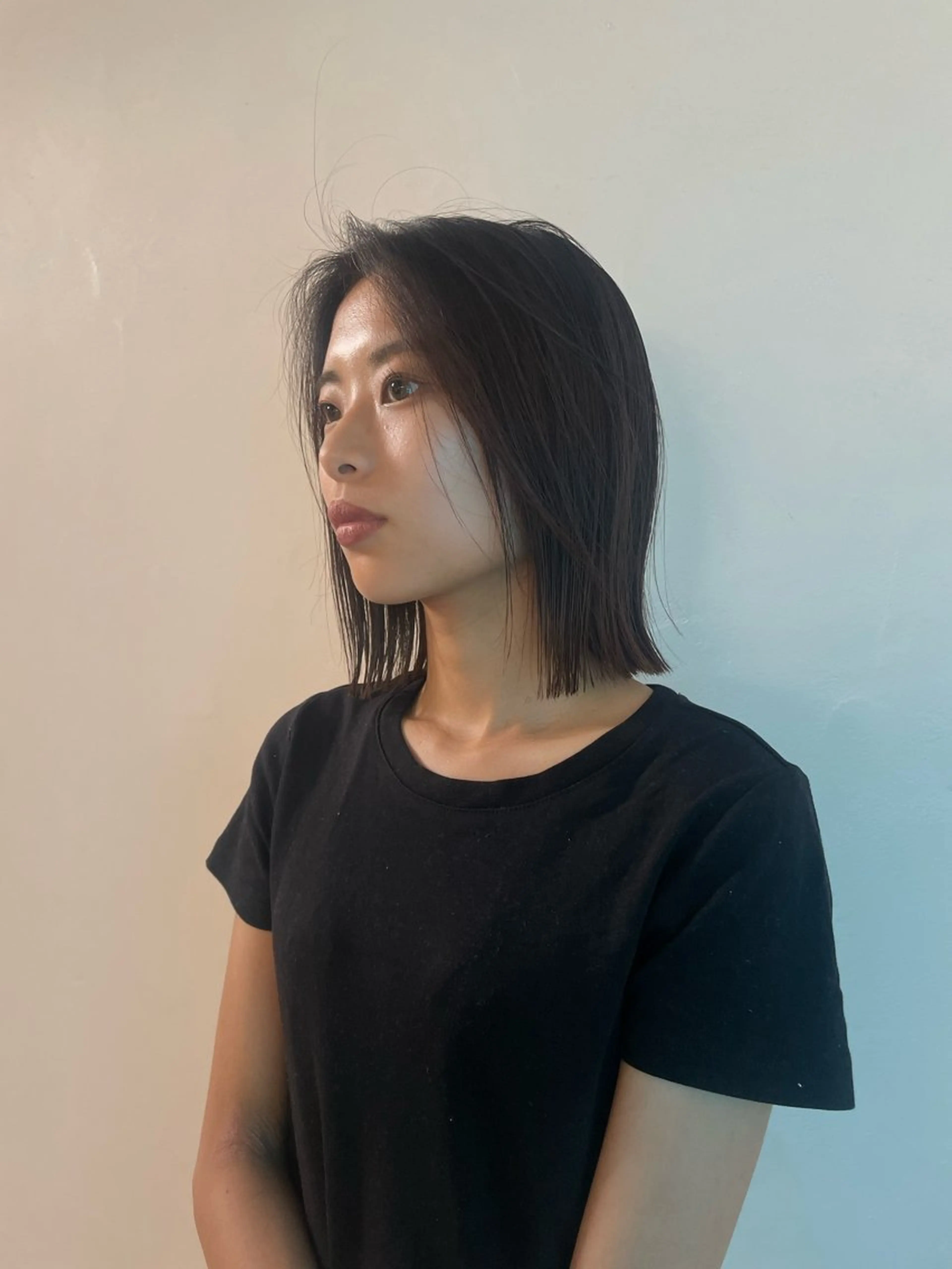 ショート カラー 切りっぱなしボブ ボブ カット ヘアカラー 🌟暖色系ハイトーン 🌟AIのヘアスタイル