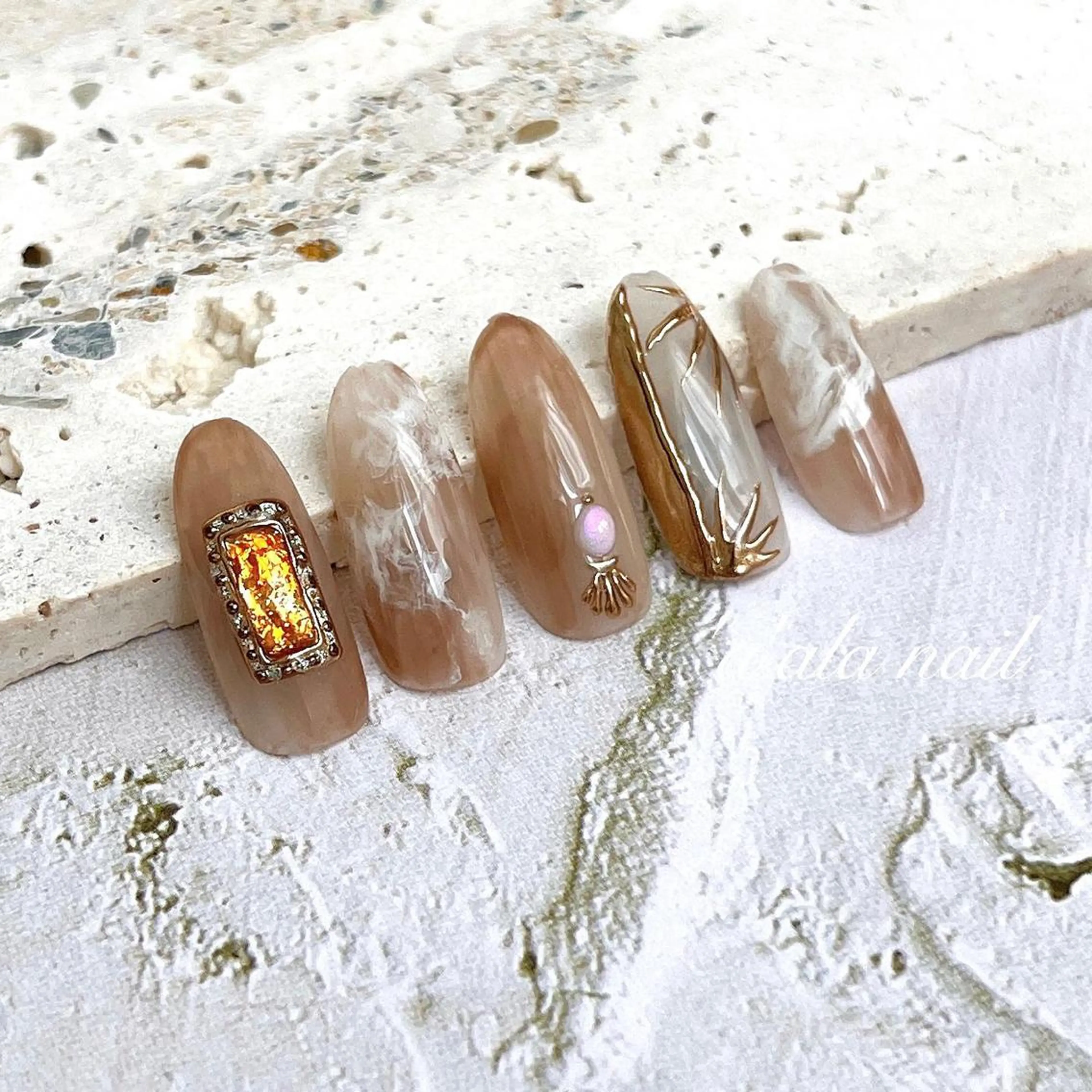 ネイル 'a'ala nailのネイルデザイン