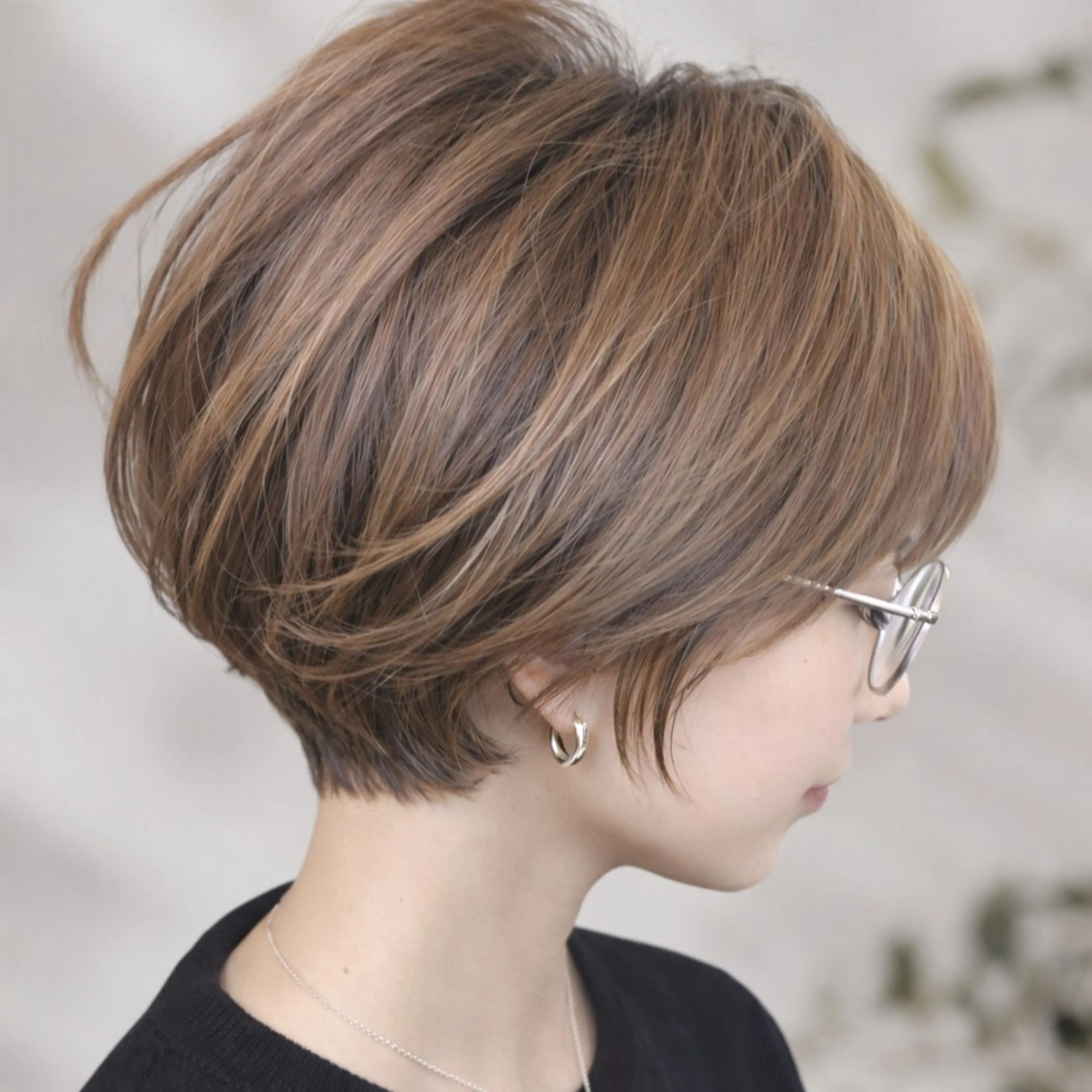 【女性】カット+リタッチカラー(目安3センチ以内/2ステップトリートメント付き)の写真