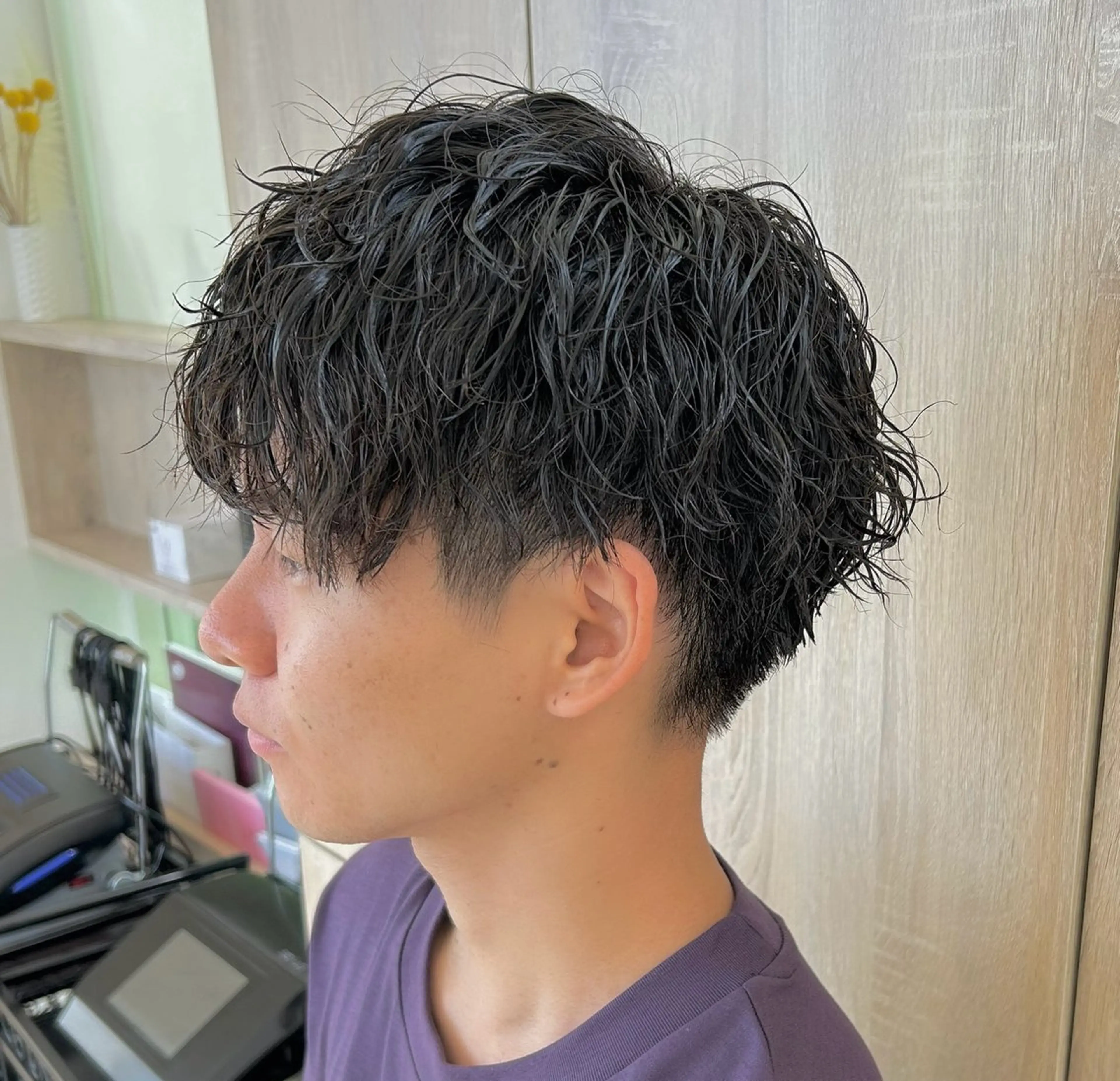 メンズ メンズパーマ メンズツイストパーマ 波巻きパーマ ツイストパーマ カット カネコ ワカナのヘアスタイル