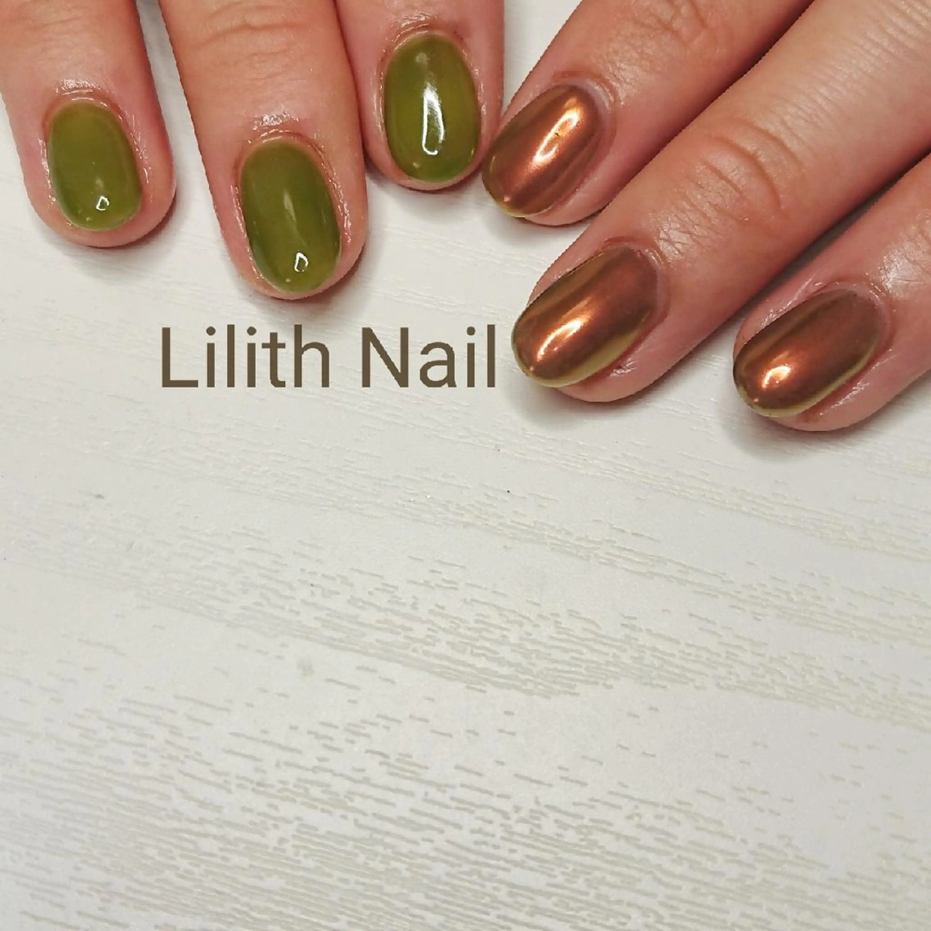 ネイル ミラーネイル ハンドネイル Lilith Nailのネイルデザイン