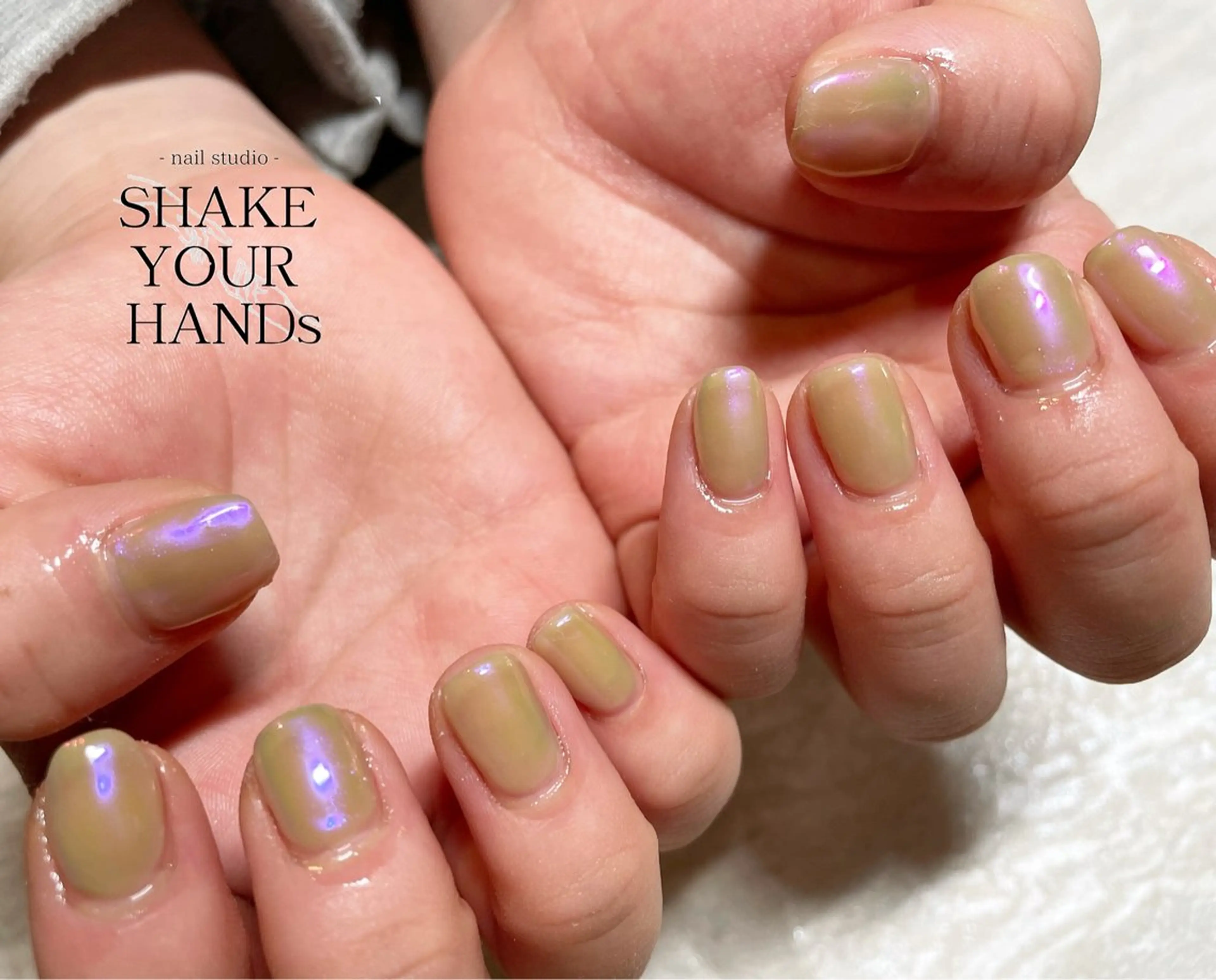 ネイル ミラーネイル ハンドネイル ネイルスタジオ シェイクユアハンズのネイルデザイン