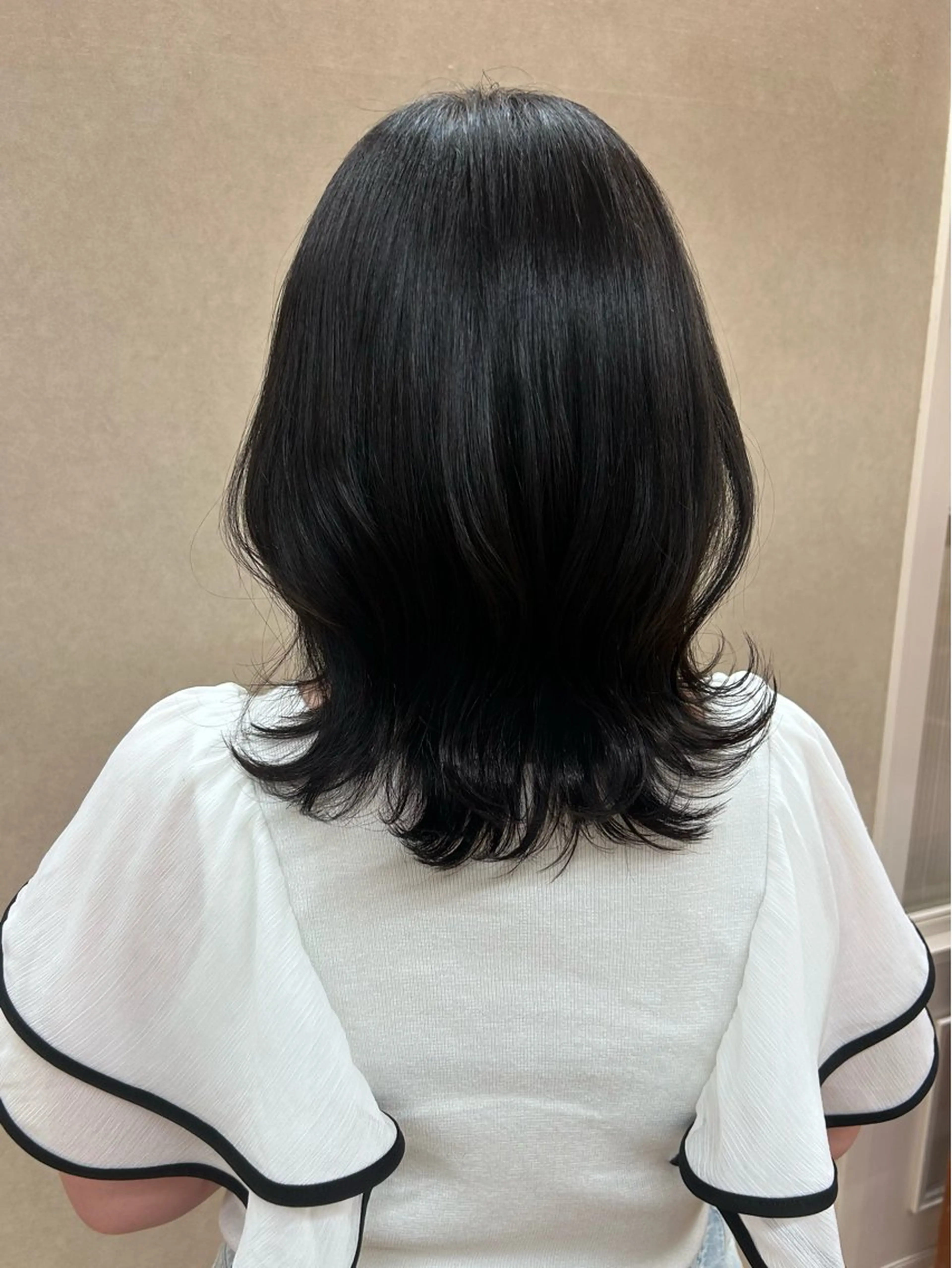 カラー 板倉 奏美のヘアスタイル