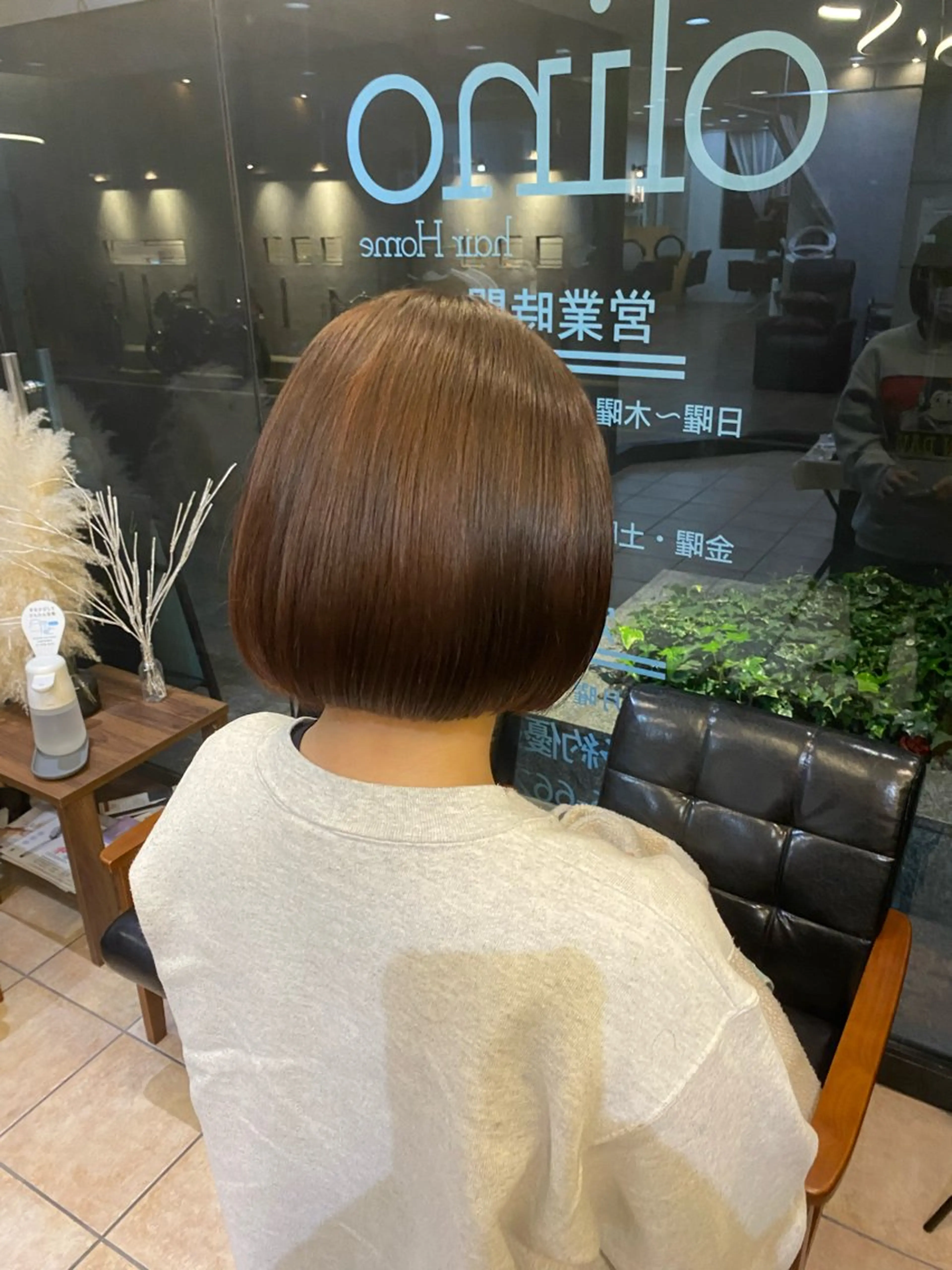 ミディアム 西田辺/ タカスナオヤのヘアスタイル