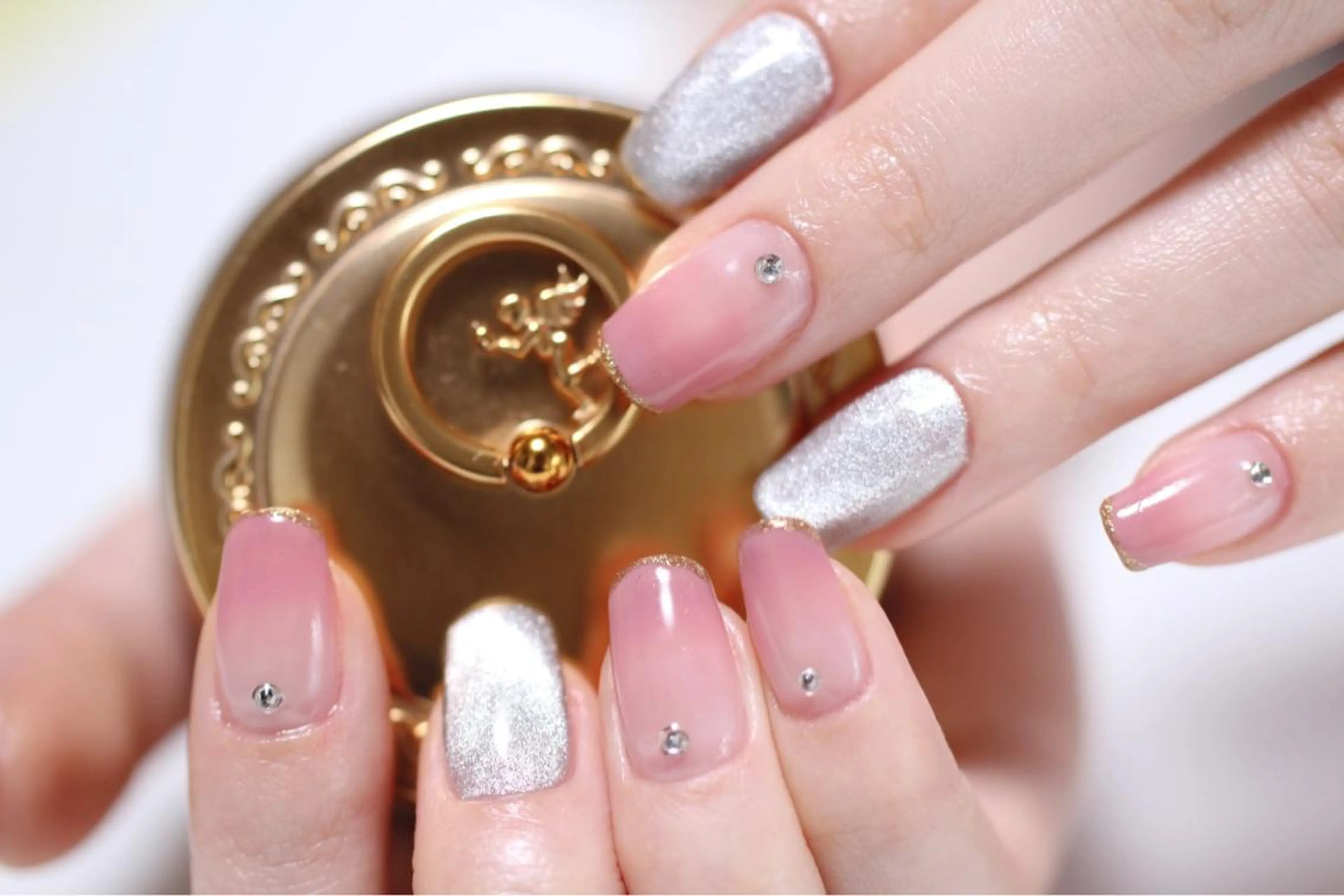 ネイル ジェルネイル マグネットネイル ママリンド　志村坂上店所属・しみ えんのネイルデザイン