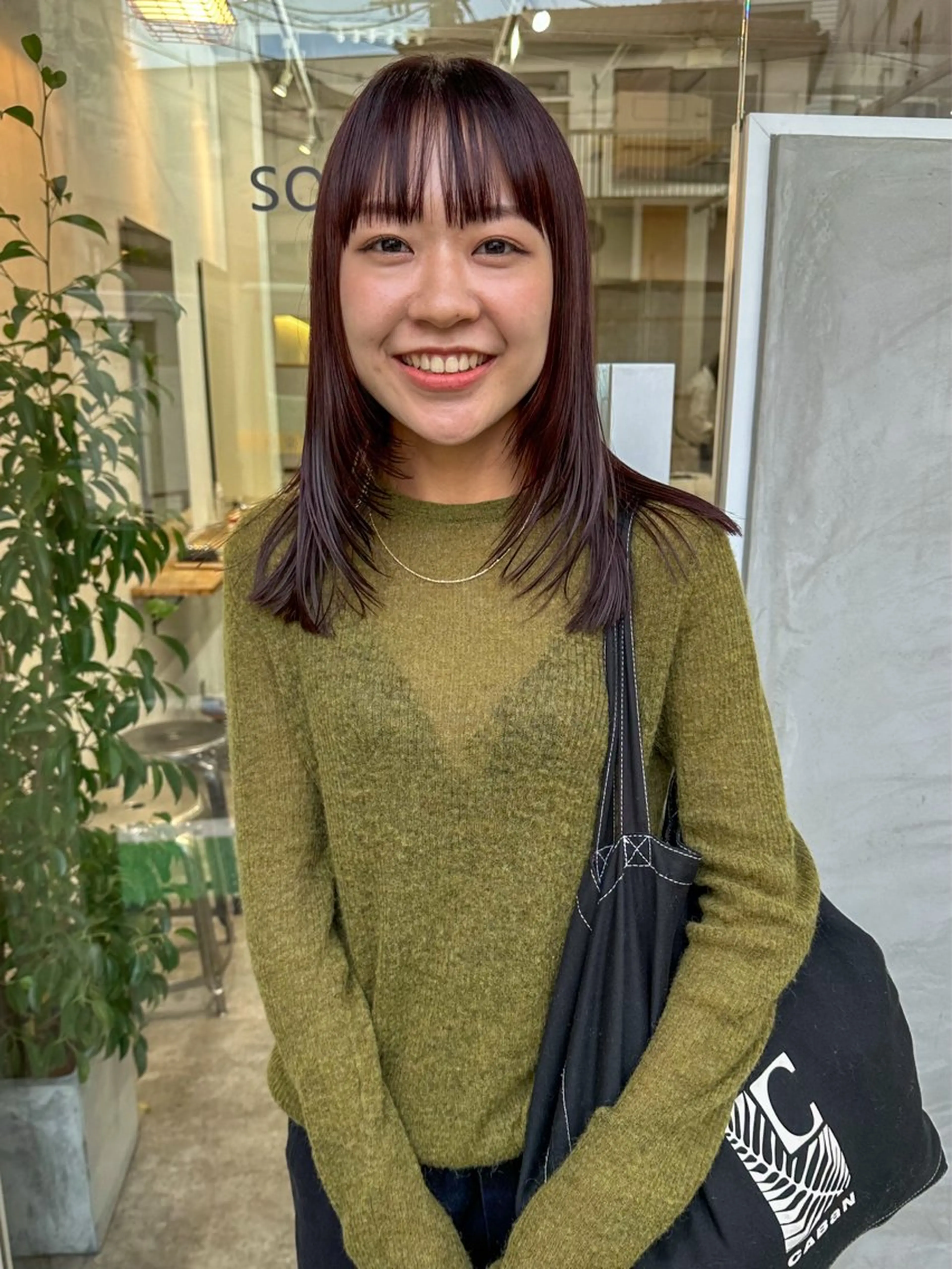 ミディアム カラー 顔まわりレイヤー レイヤーカット カット ヘアカラー トリートメント パーマ/透明感カラー /ボブ/吉田一生のヘアスタイル