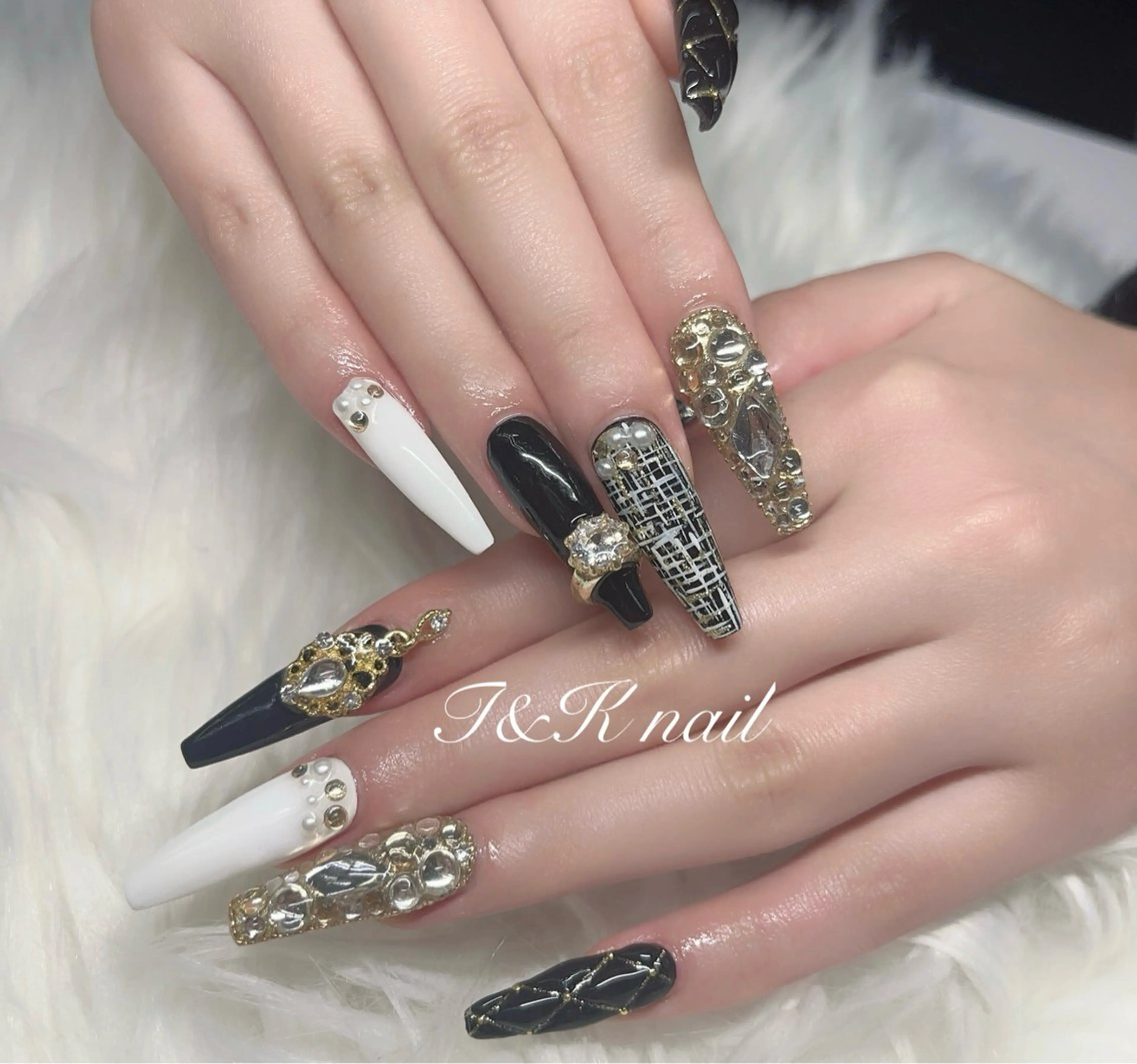 ネイル ハンドネイル ༺༒T&K nail ༒༻のネイルデザイン