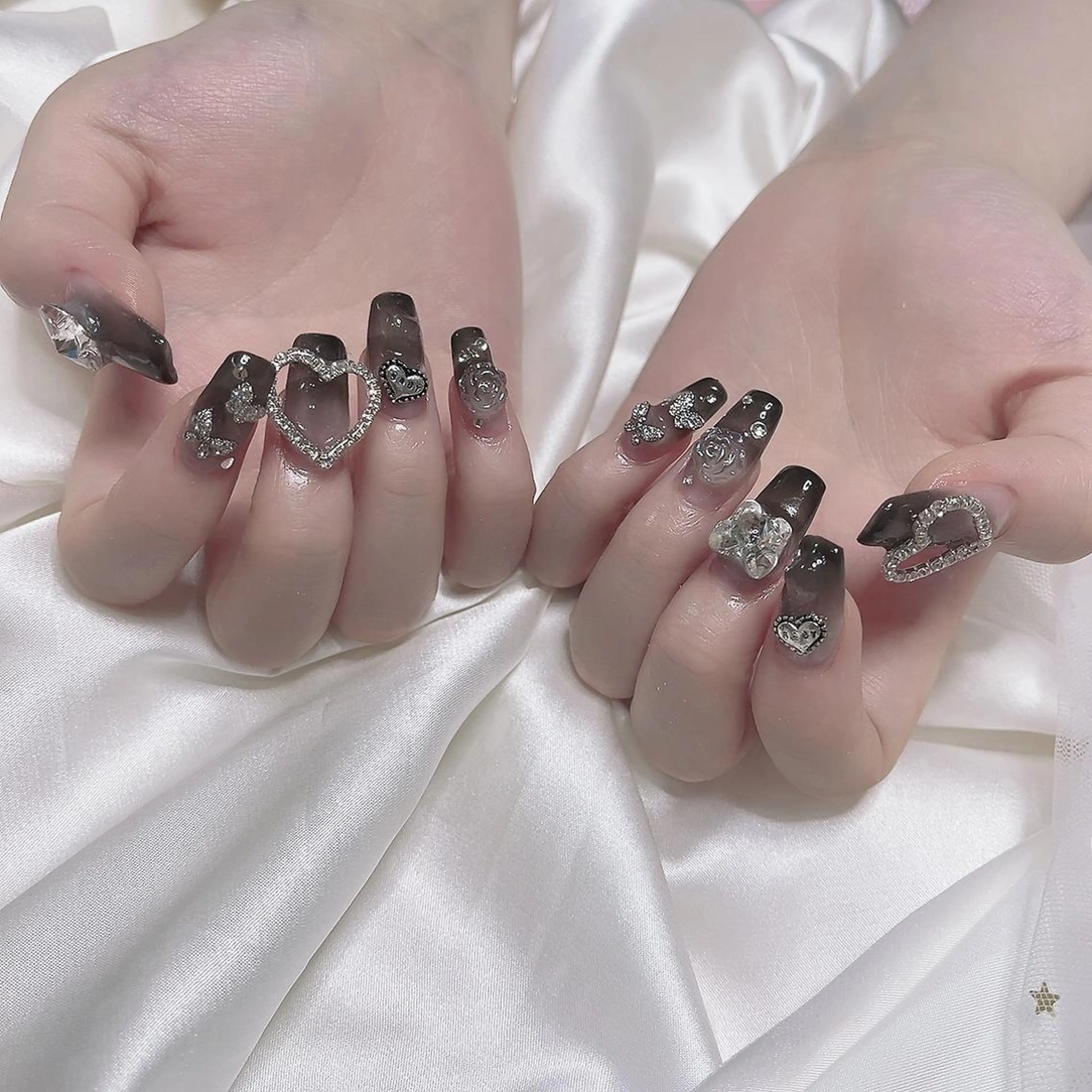 ネイル ジョリ kasumi🌹💅のネイルデザイン