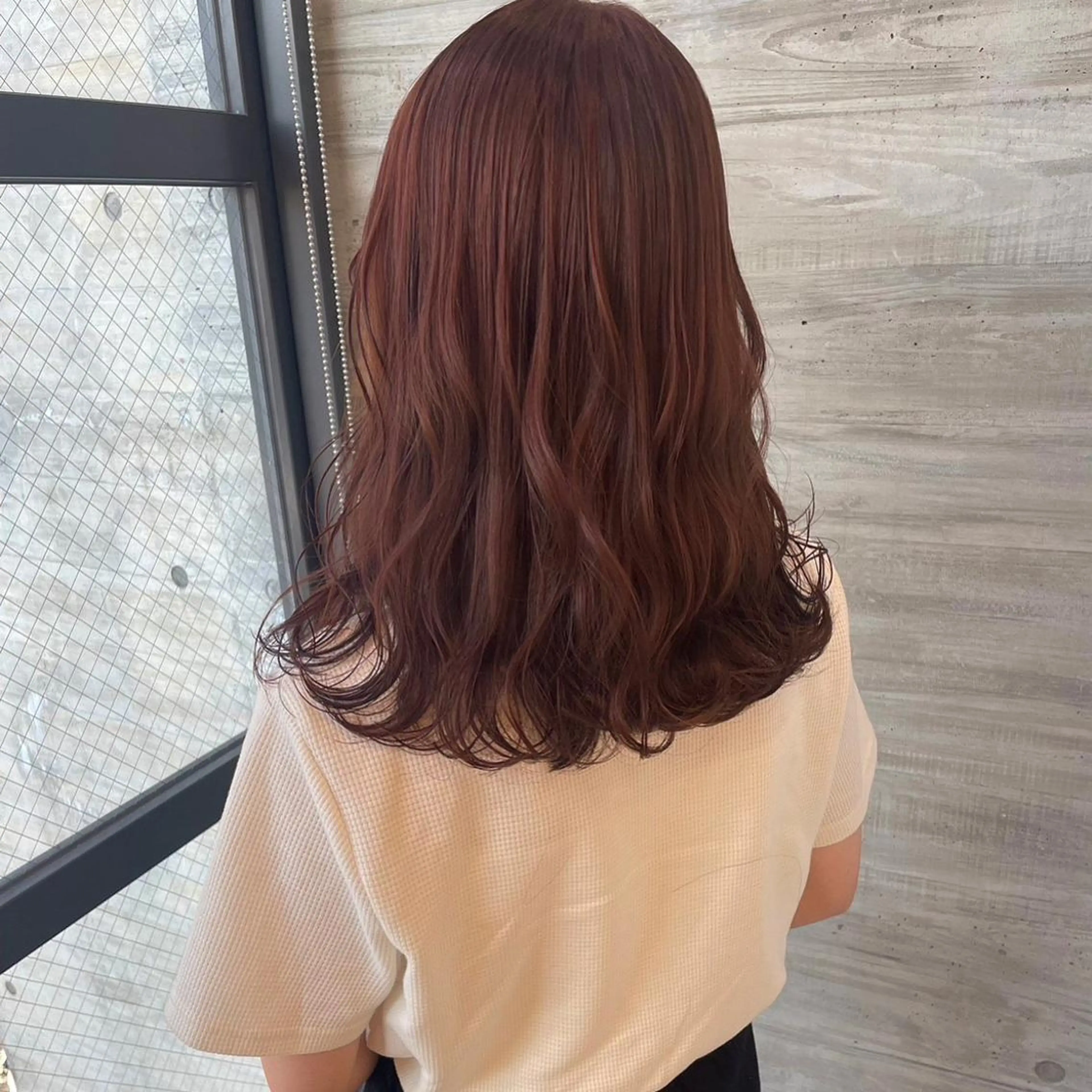 ミディアム カラー ブラウンカラー ピンクカラー ピンクブラウン ParveMix￤ 大賀さつき🍨🤍のヘアスタイル