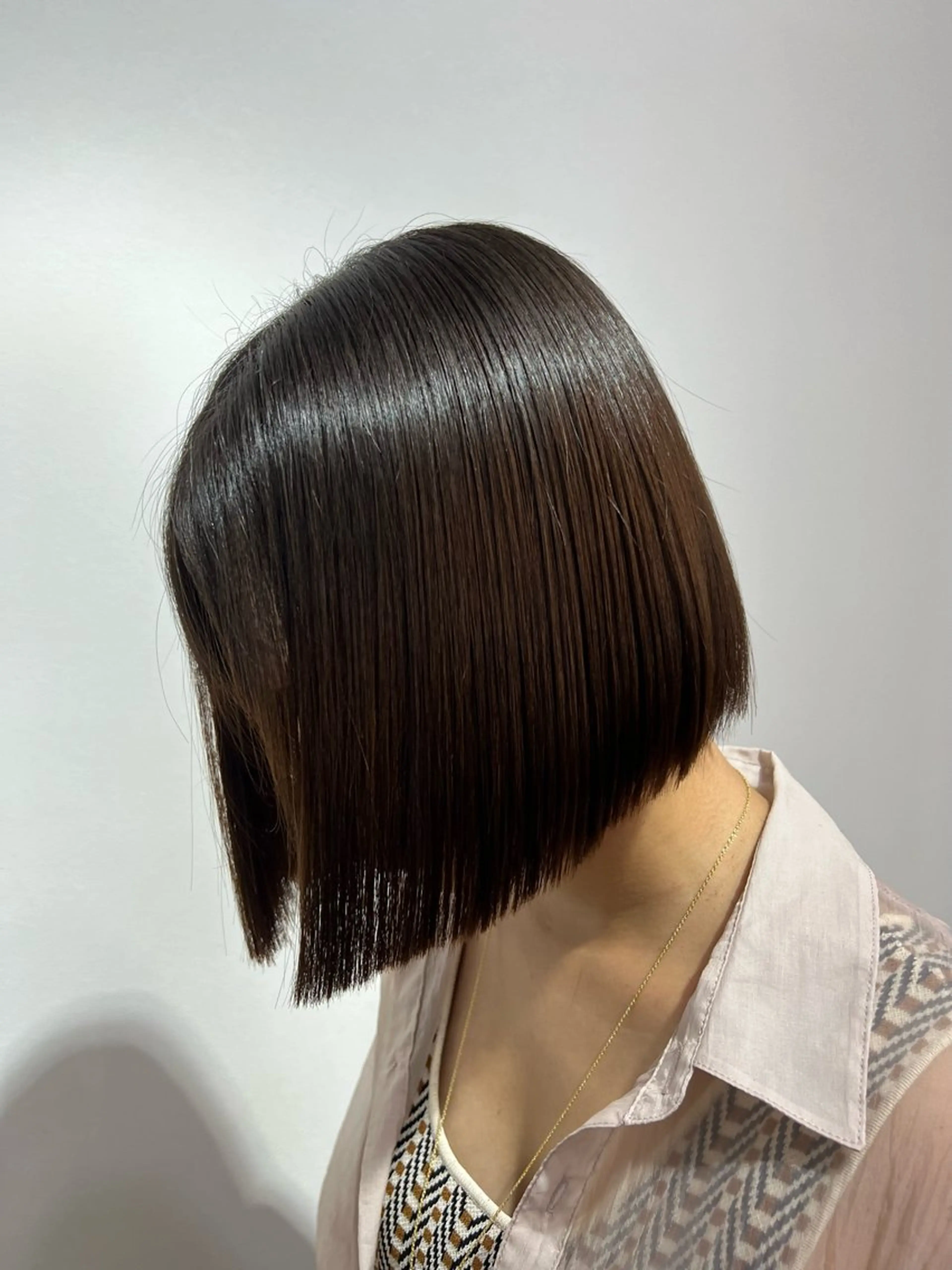 ショート 切りっぱなしボブ ボブ 神戸ボブ✂️ ioe三宮/田 伸佳のヘアスタイル