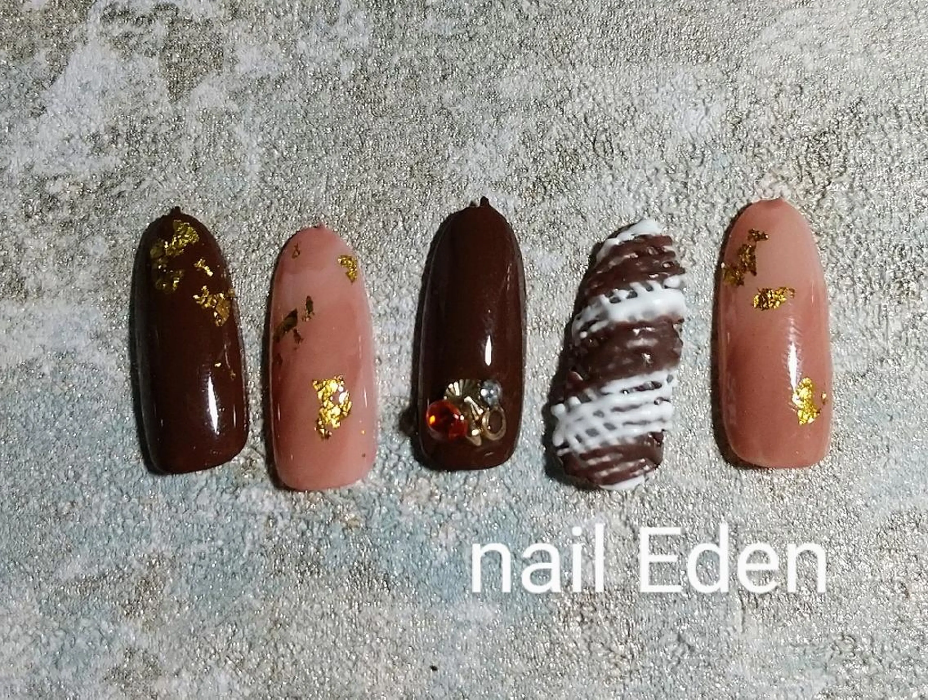 ネイル バレンタイン ハンドネイル ハンドケア Eden　private nail saron所属・Eden ♾️のネイルデザイン