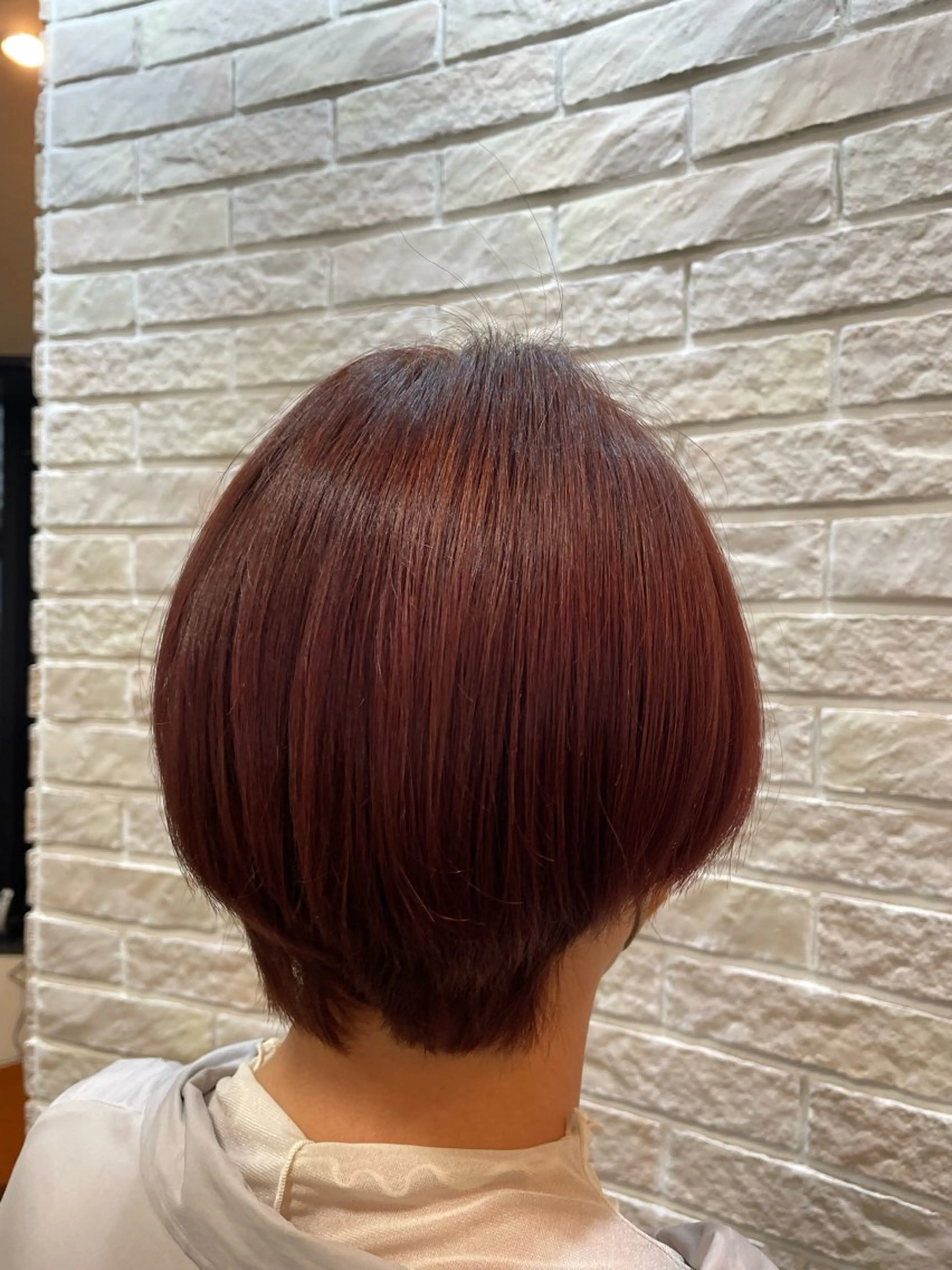 ショート ピンクブラウン 下村 和香奈のヘアスタイル