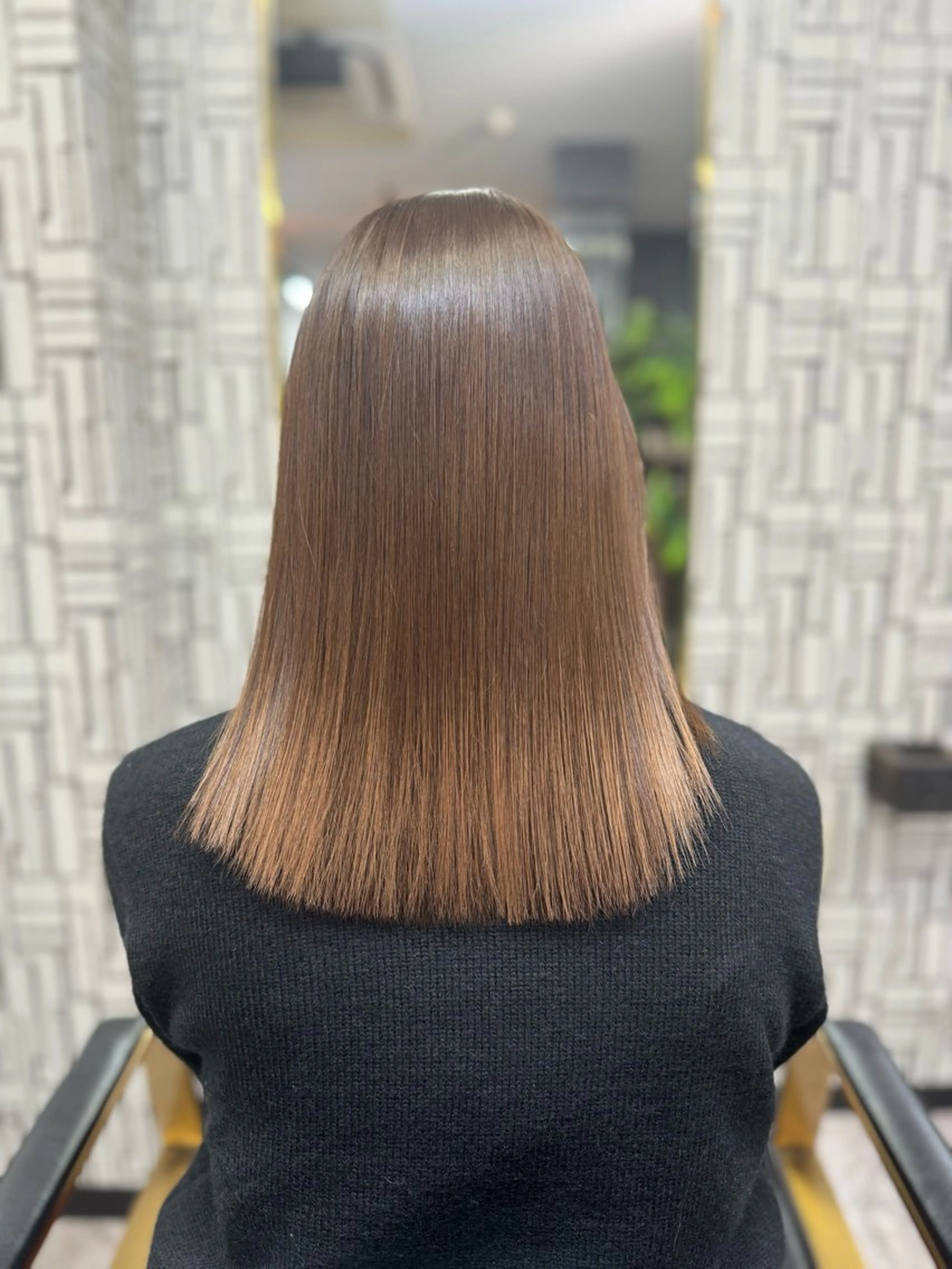 セミロング カット 縮毛矯正 トリートメント 篠原 侑作のヘアスタイル