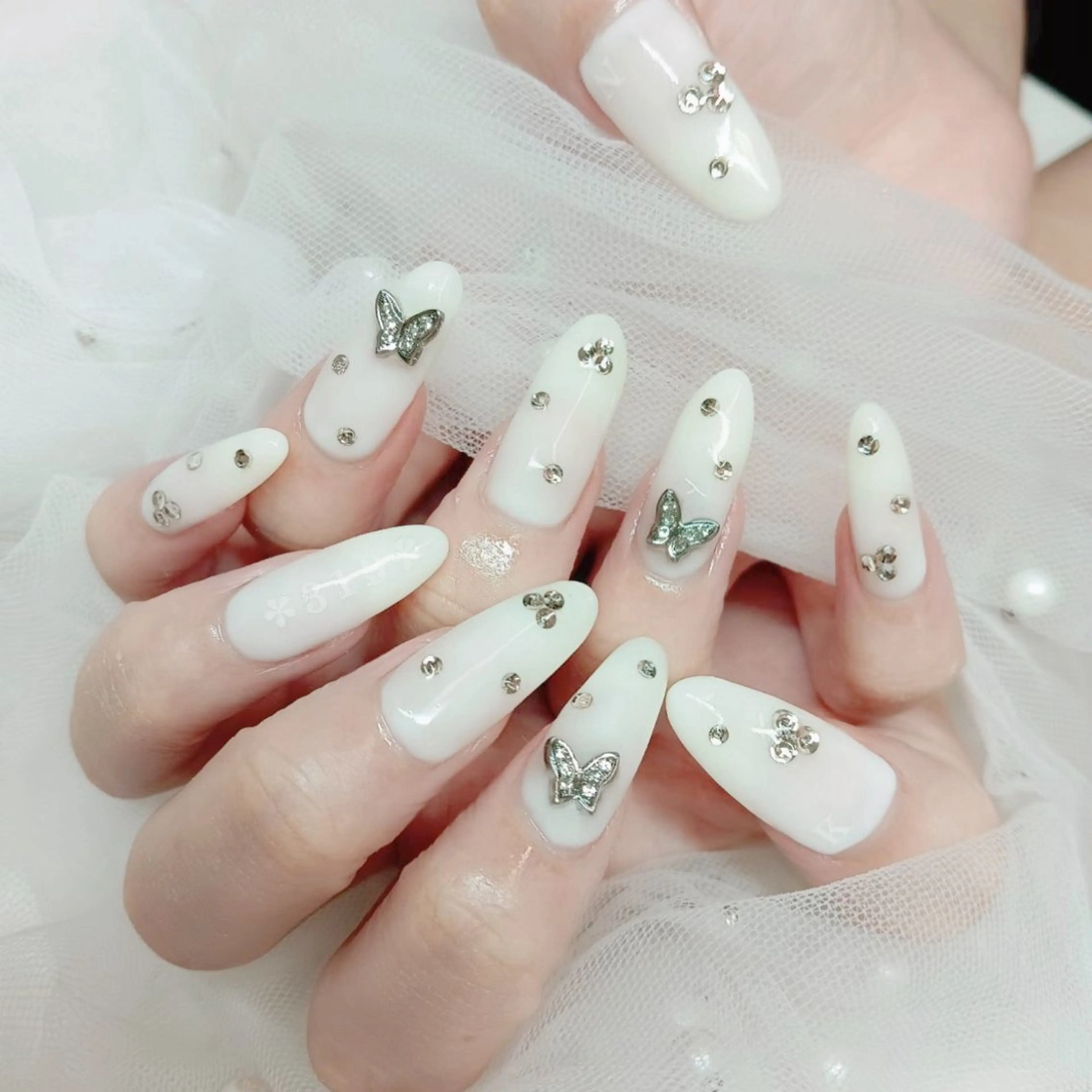 ネイル ハンドネイル 柘植 祐子のネイルデザイン