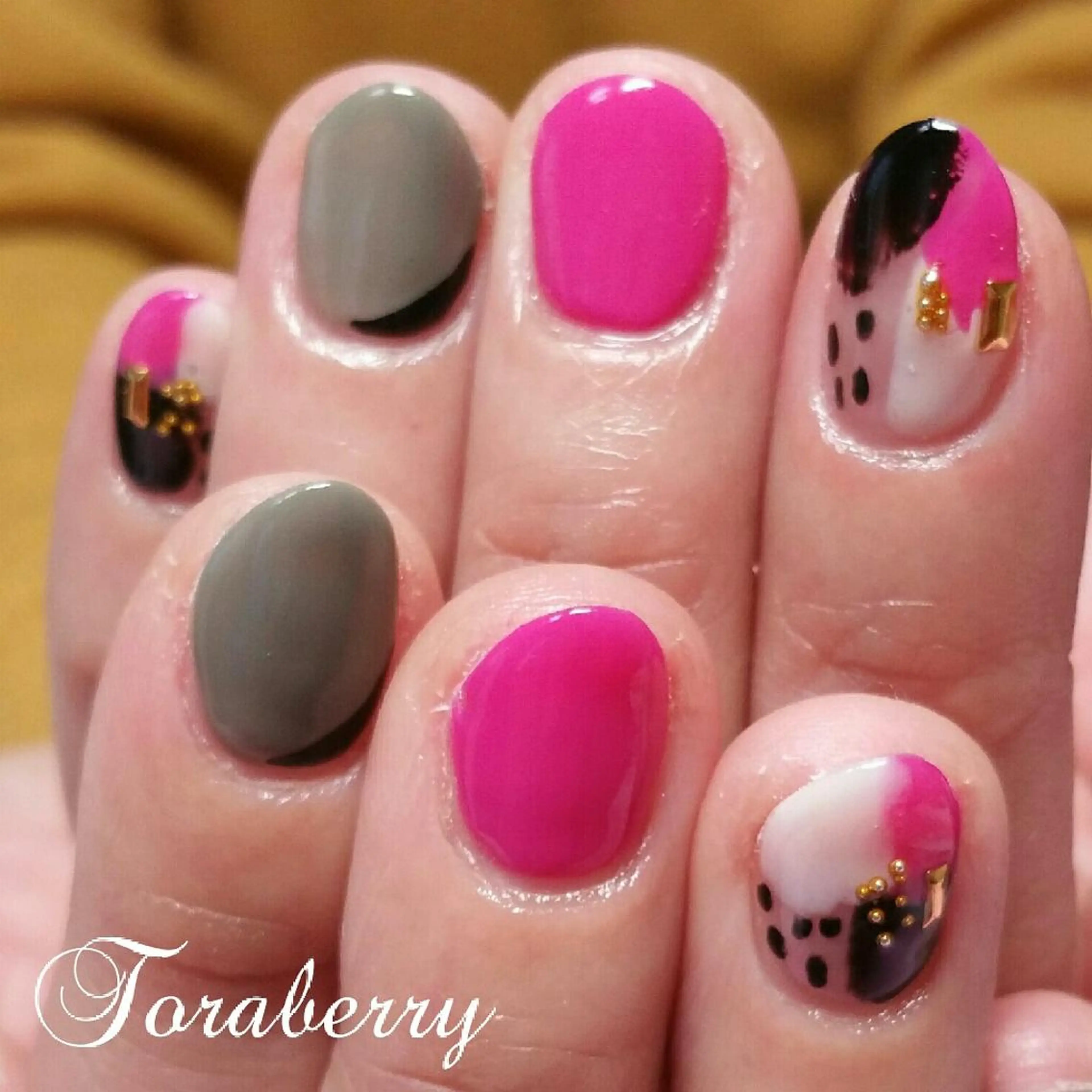 ネイル 持ち込み ニュアンスネイル ネイリスト なつみのネイルデザイン