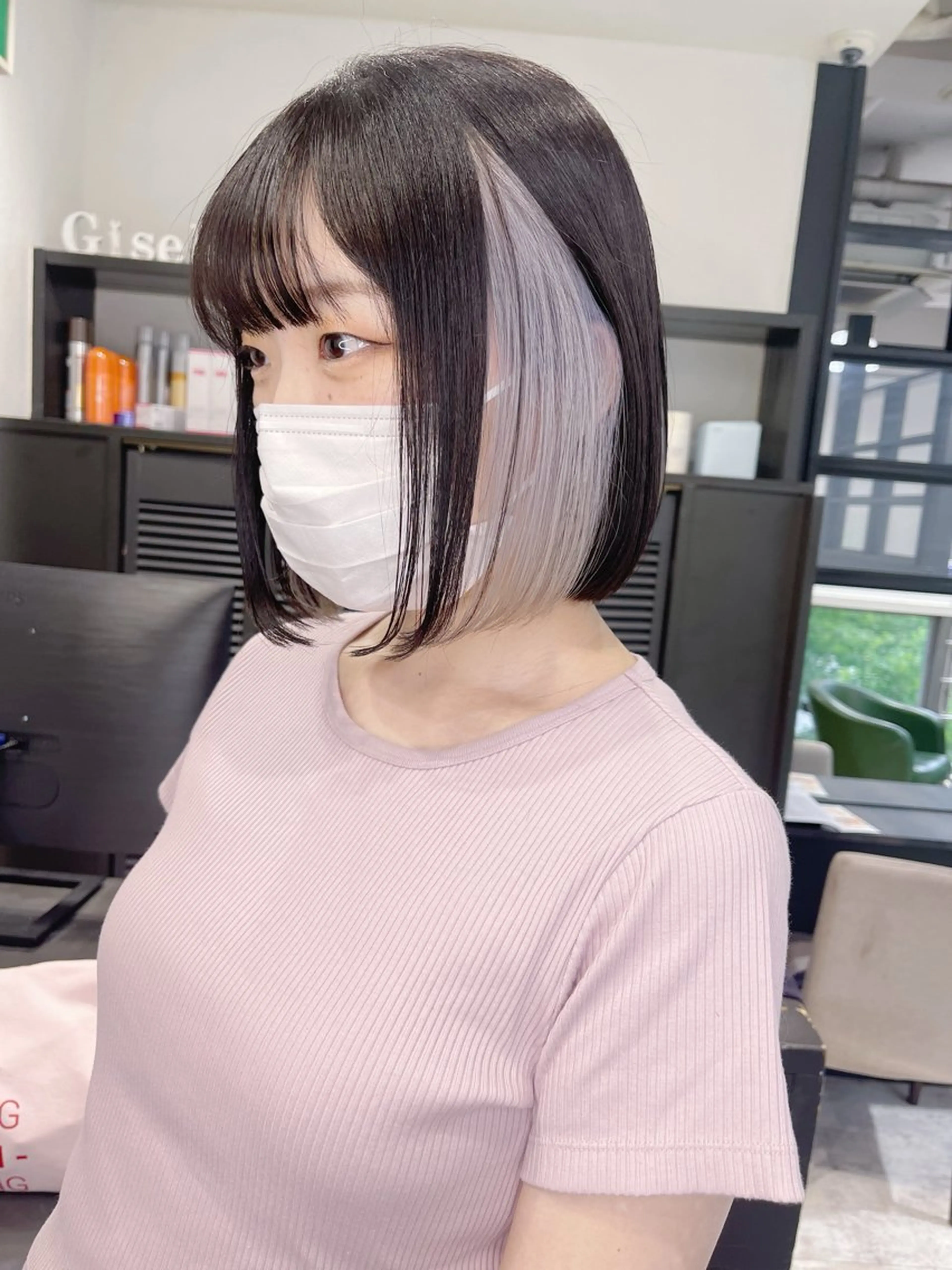 ミディアム カラー イヤリングカラー ヘアカラー トリートメント AiM 大名　似合わせカットのヘアスタイル