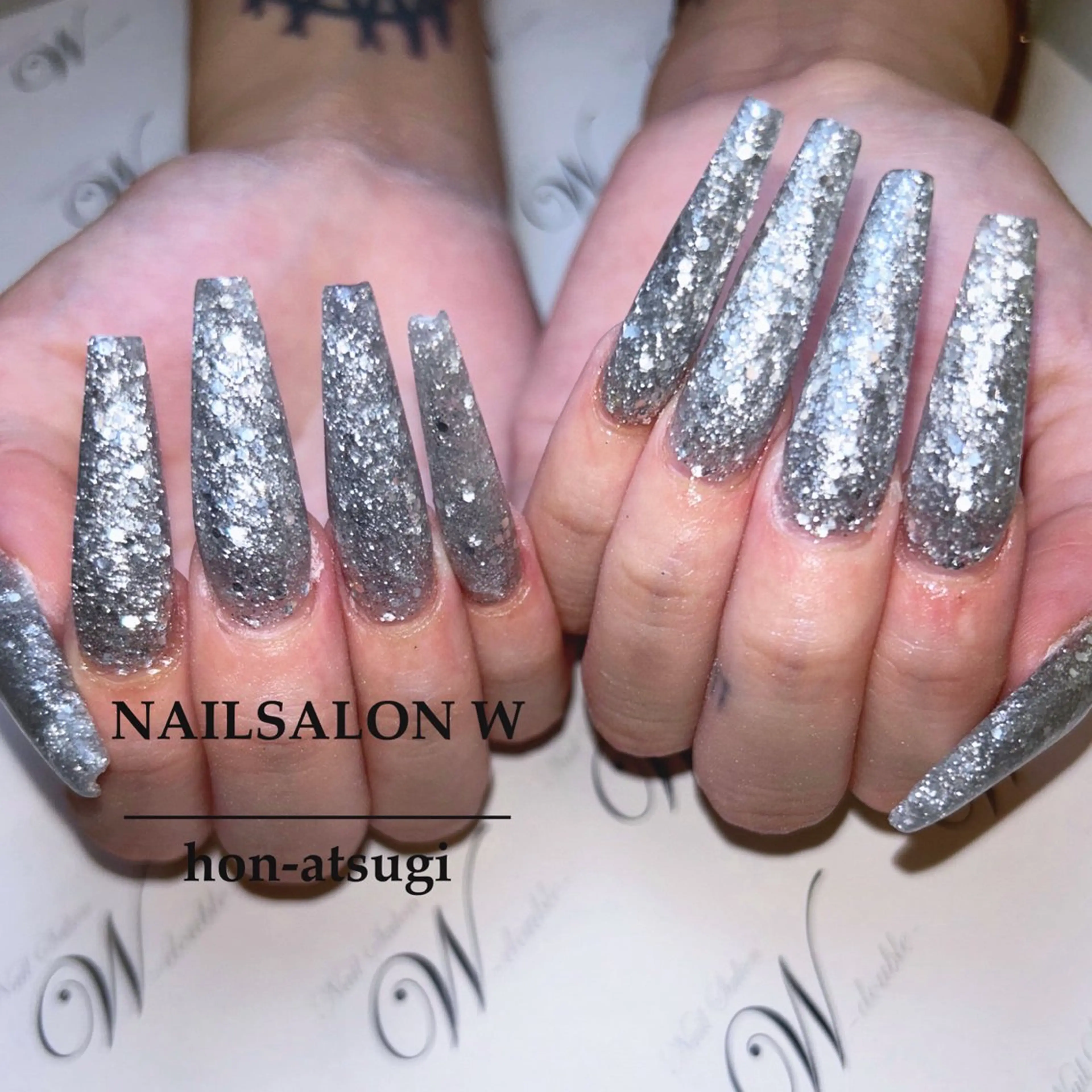 お好きなカラ一1色スカルプミラー/ユニコーン/マグネット/の写真