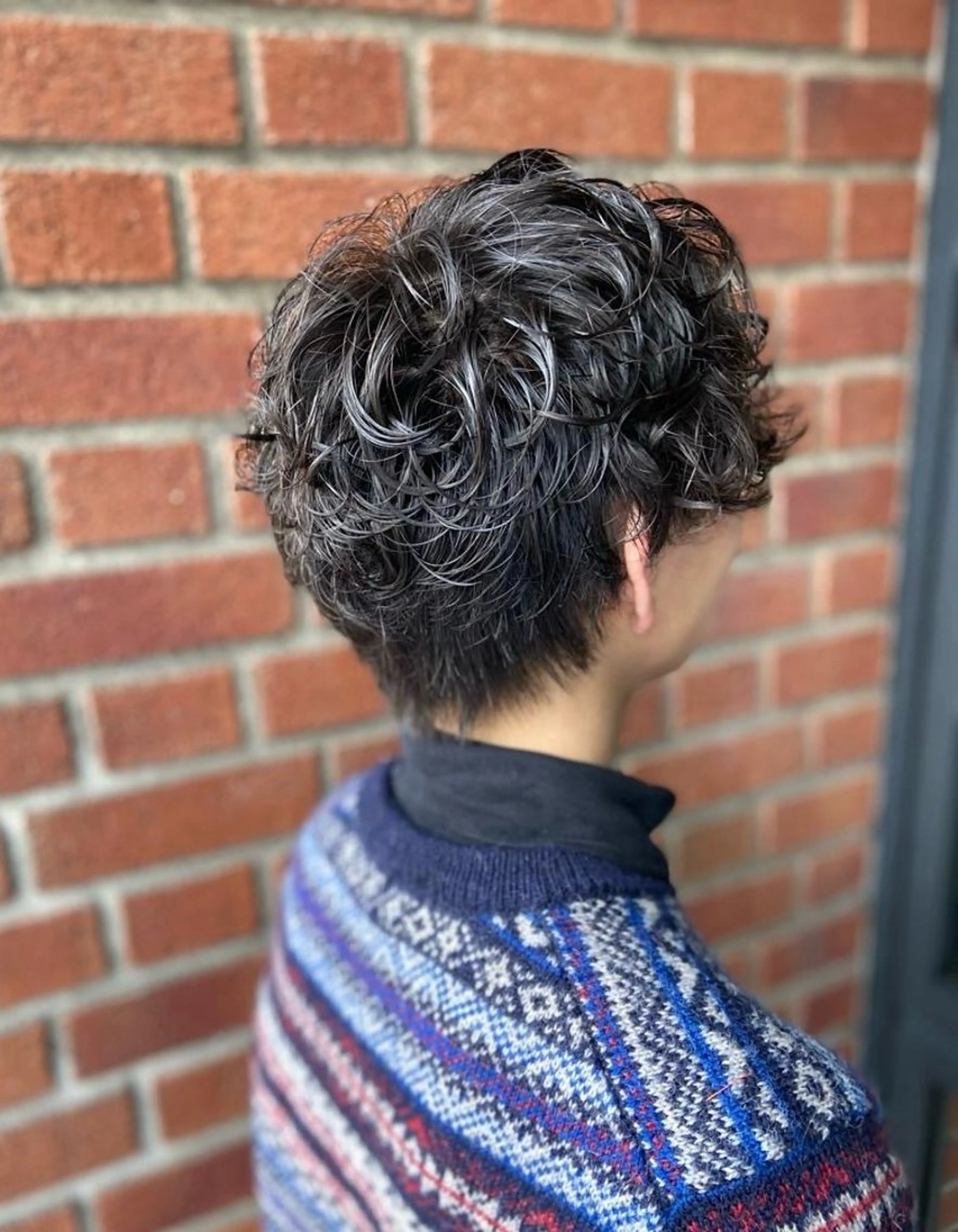 パーマ VII所属・市妙 瑠基のヘアスタイル