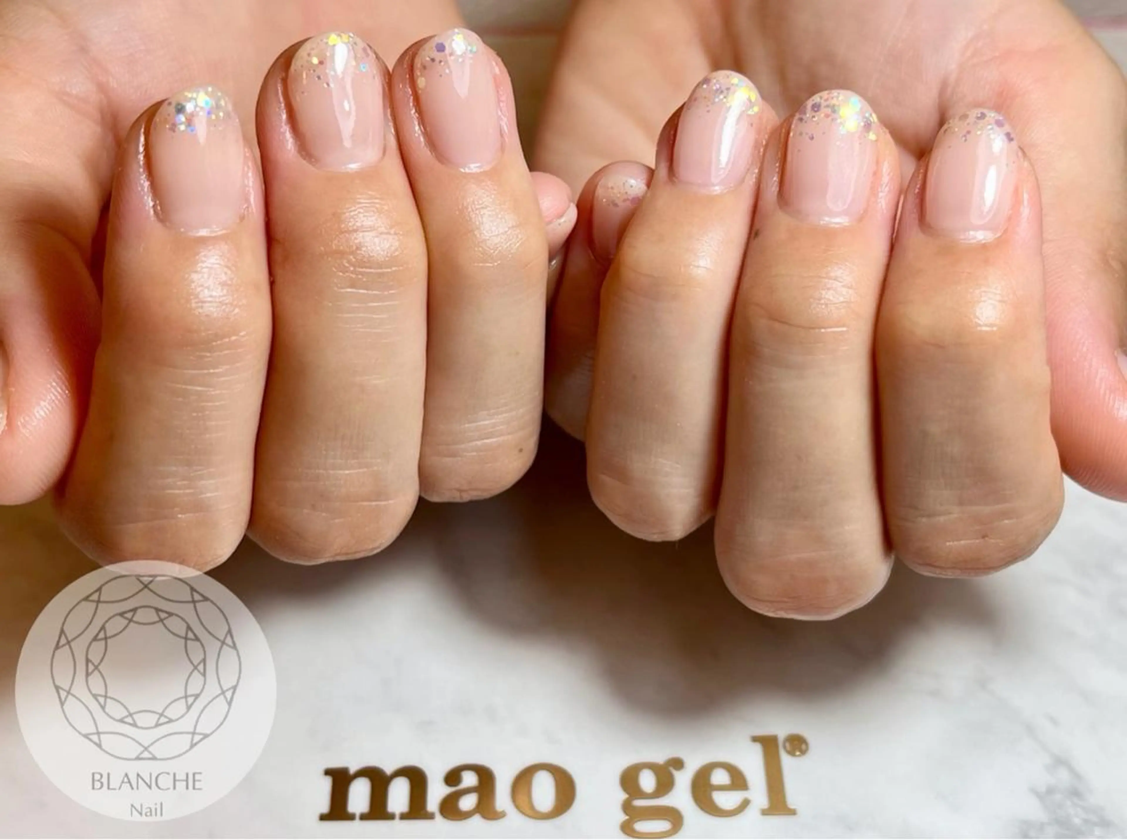 ネイル ジェルネイル ラメ(グリッター) オフィスネイル パラジェル シンプルネイル BLANCHE Nailのネイルデザイン