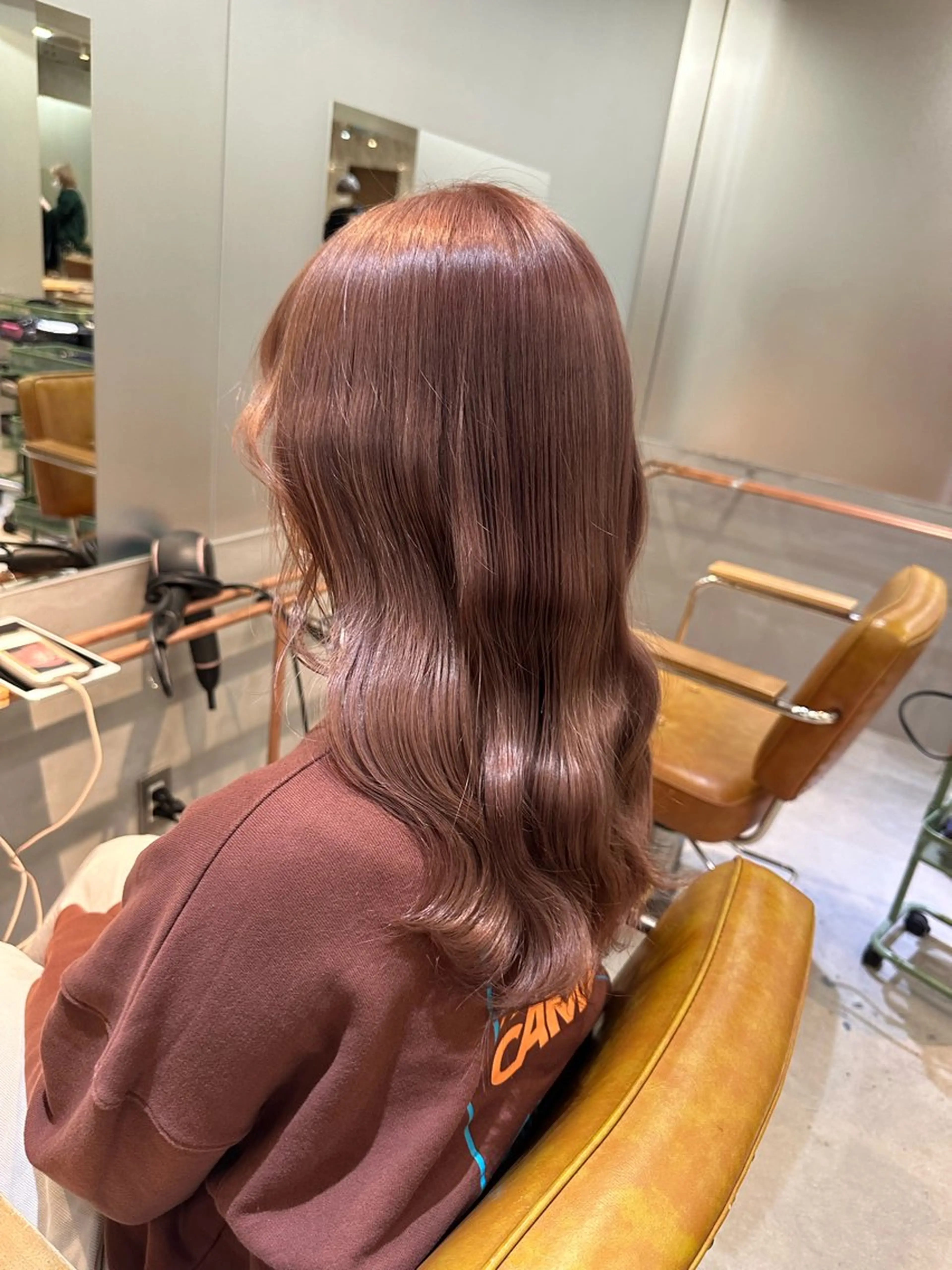 ブリーチ込み♪Wカラー + 2週間持続✨ミルボンスムーストリートメント💛の写真