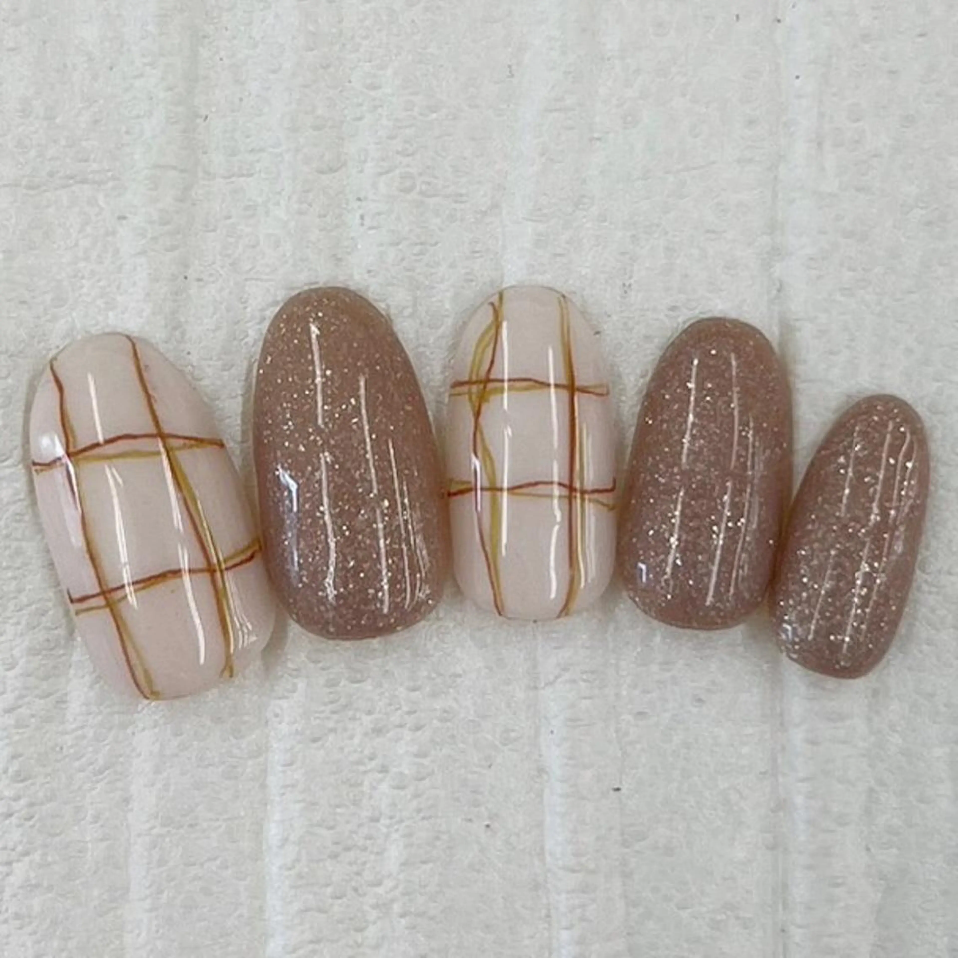 ネイル Nail salon Honey Beeのネイルデザイン