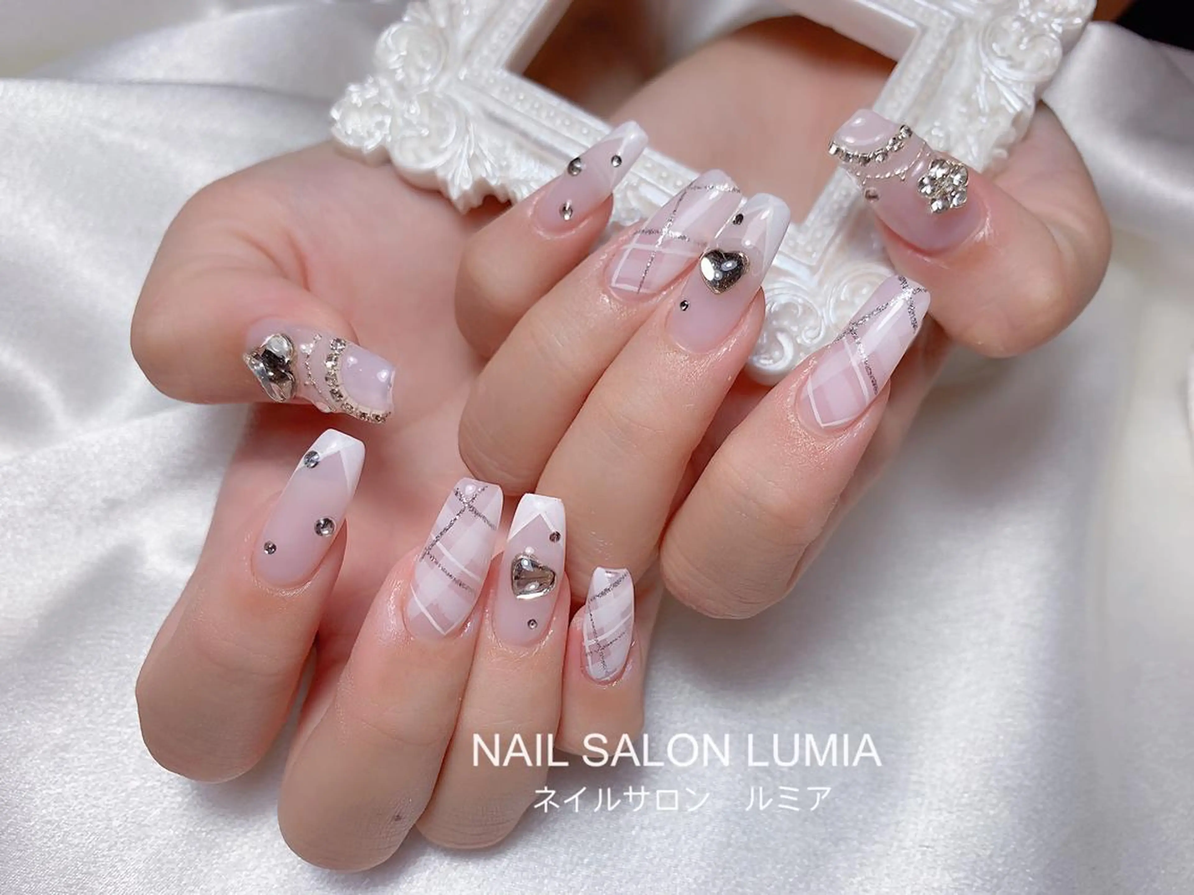 ネイル ハンドネイル ネイルサロン ルミア Lumia 店長のネイルデザイン
