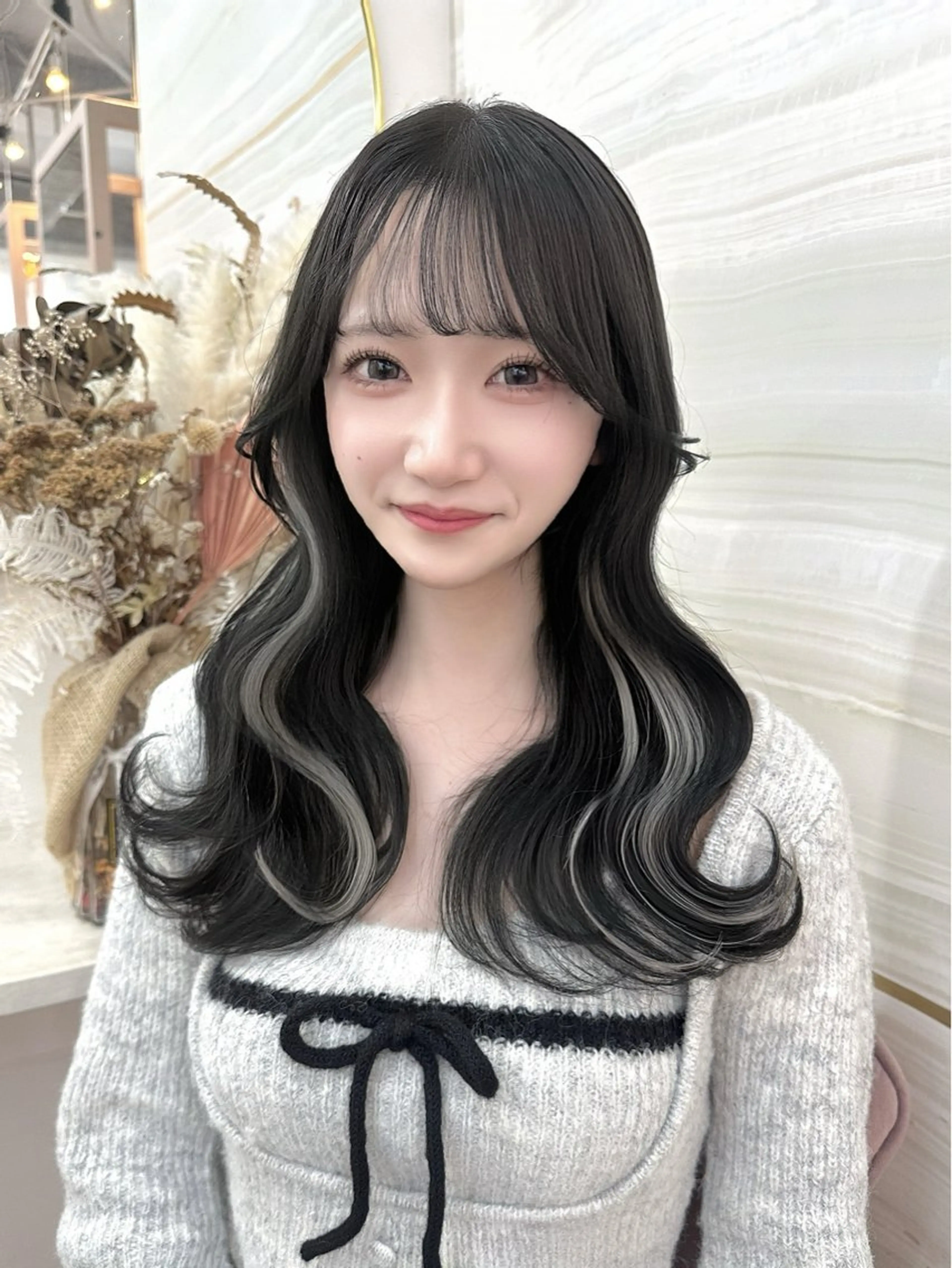 セミロング カラー シールエクステ ベージュカラー 黒髪 ブリーチ ブルーカラー エクステ 🦋高瀬寛菜🦋 韓国/ブリーチのヘアスタイル