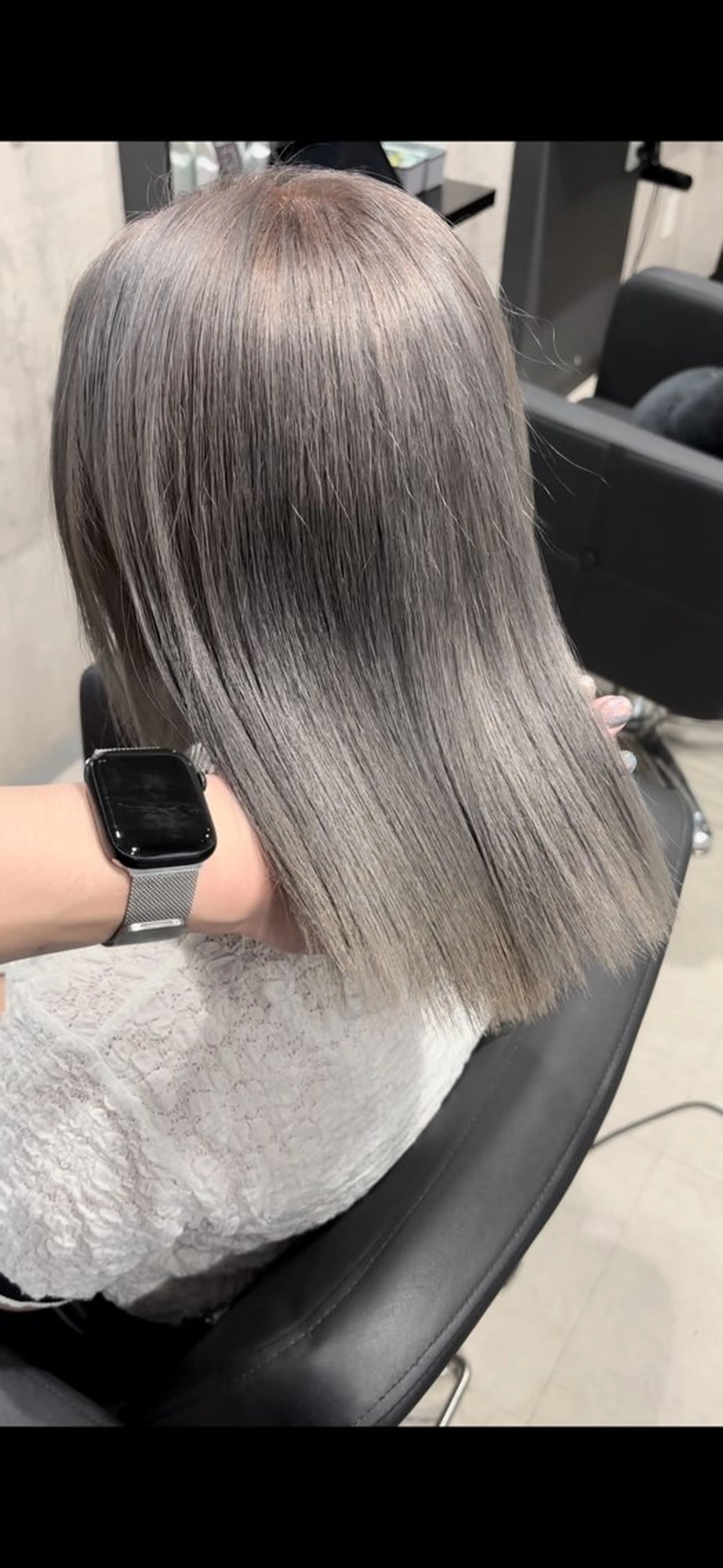 ミディアム カラー グレージュ シルバー シルバーグレージュ カット ヘアカラー _white【京橋店】所属・_WHITE / KENTOのヘアスタイル