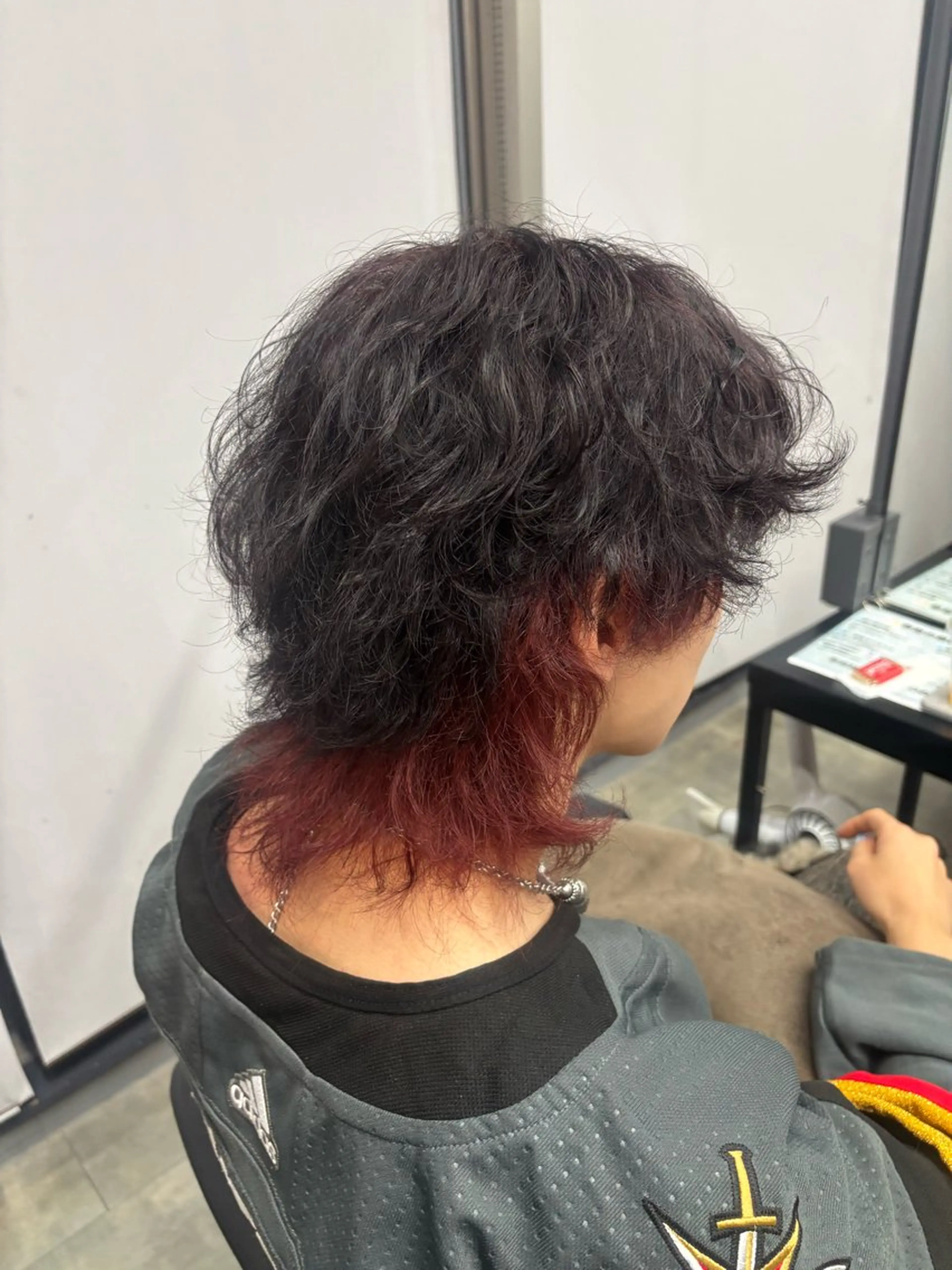 カラー メンズ レッドカラー ユージ カラーモデル募集のヘアスタイル
