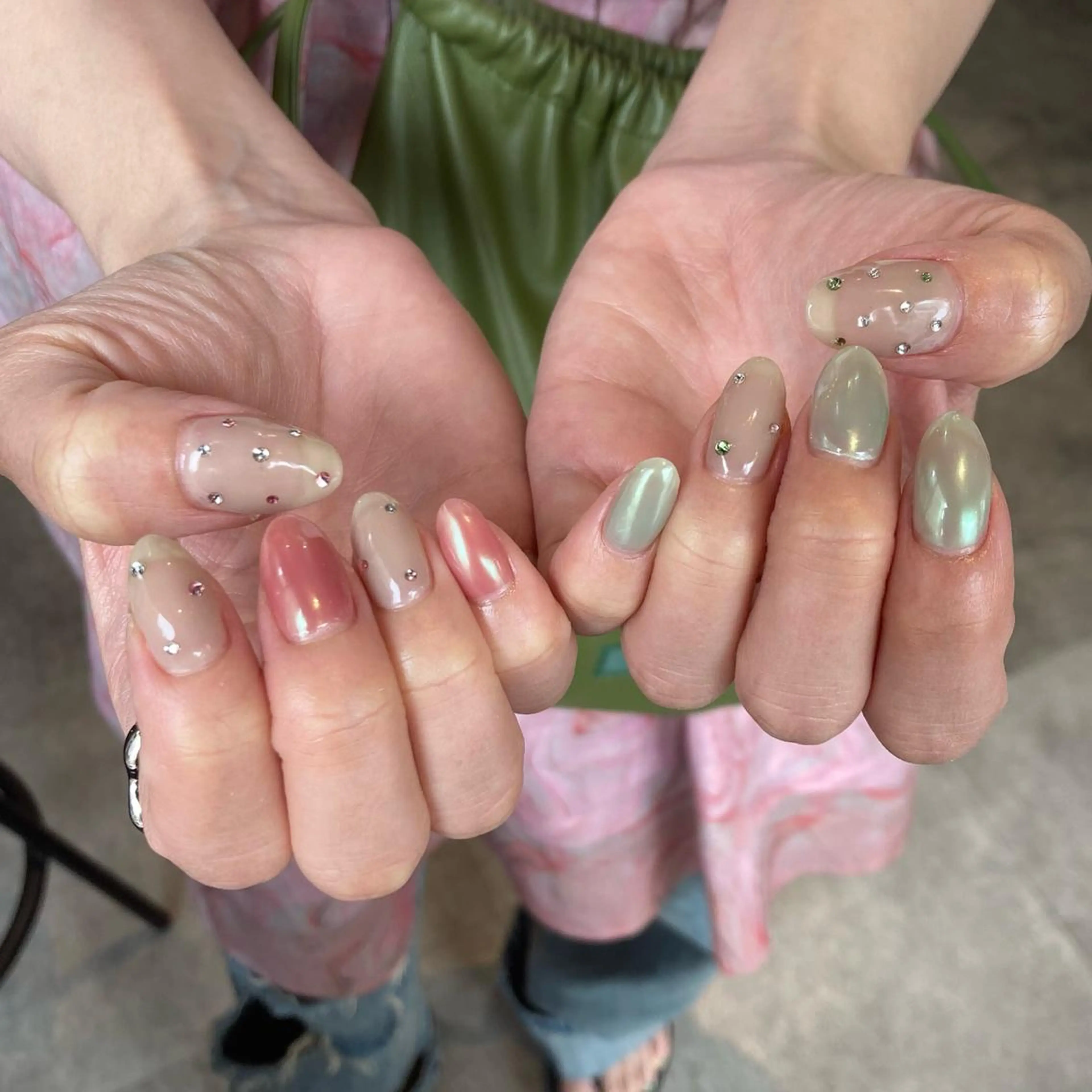 ネイル ミラーネイル ハンドネイル shio ♡ 1〜2月予約受付中のネイルデザイン