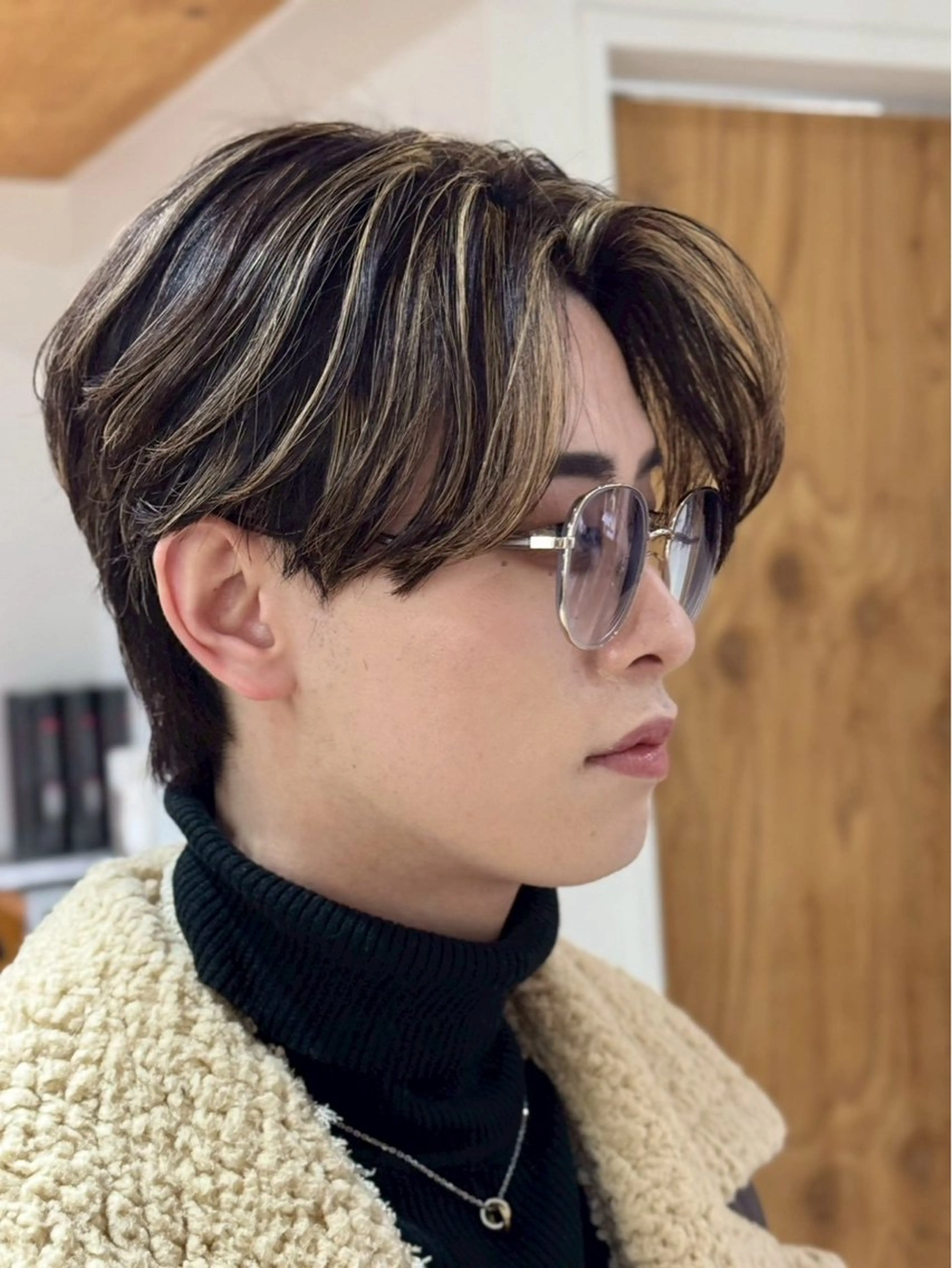 カラー メンズ ヘアカラー RIKU/ニュアンス ／波巻き/ハイライトのヘアスタイル