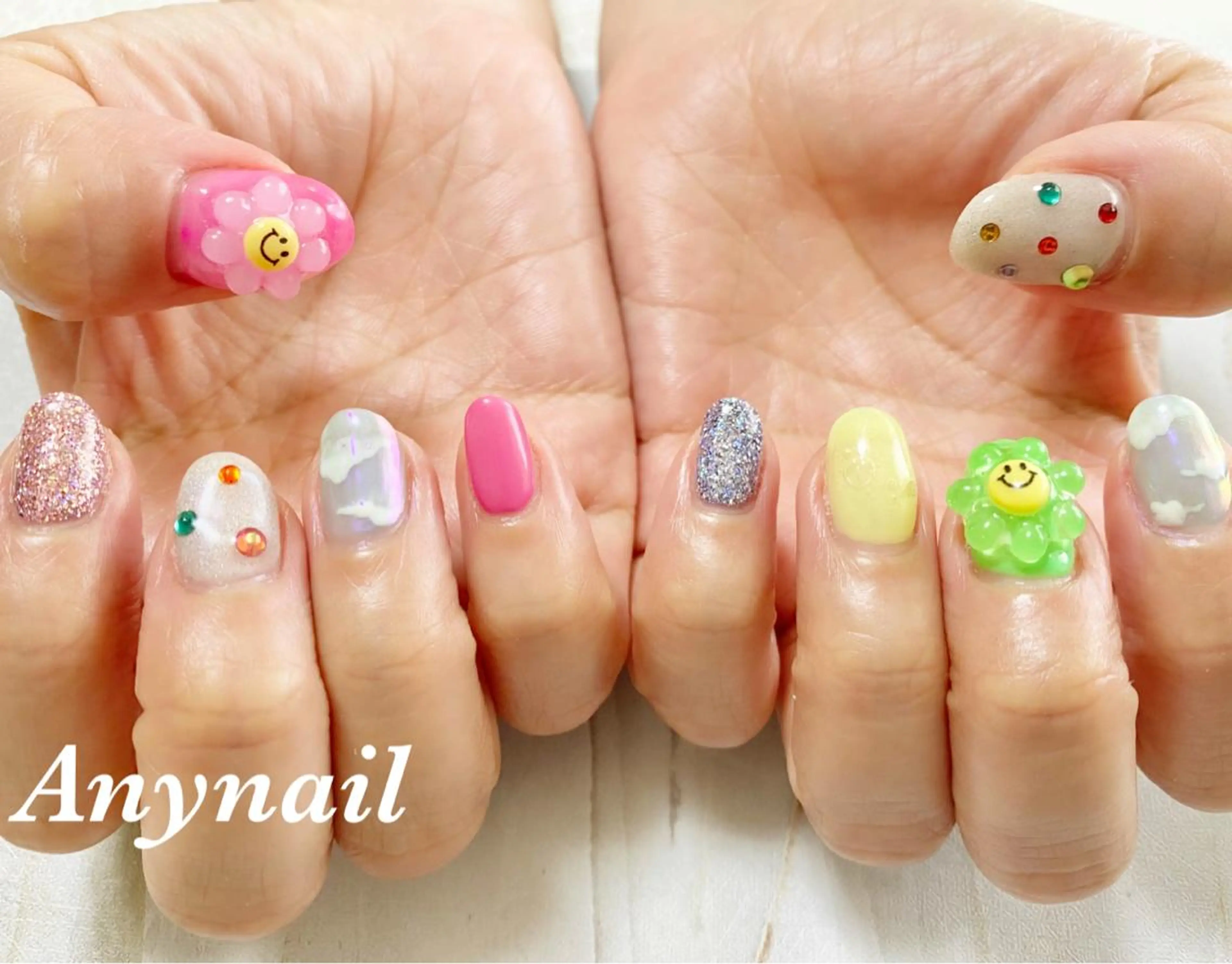 ネイル ブルー キラキラネイル マグネットネイル 夏ネイル ハンドネイル 岩澤 恵子のネイルデザイン