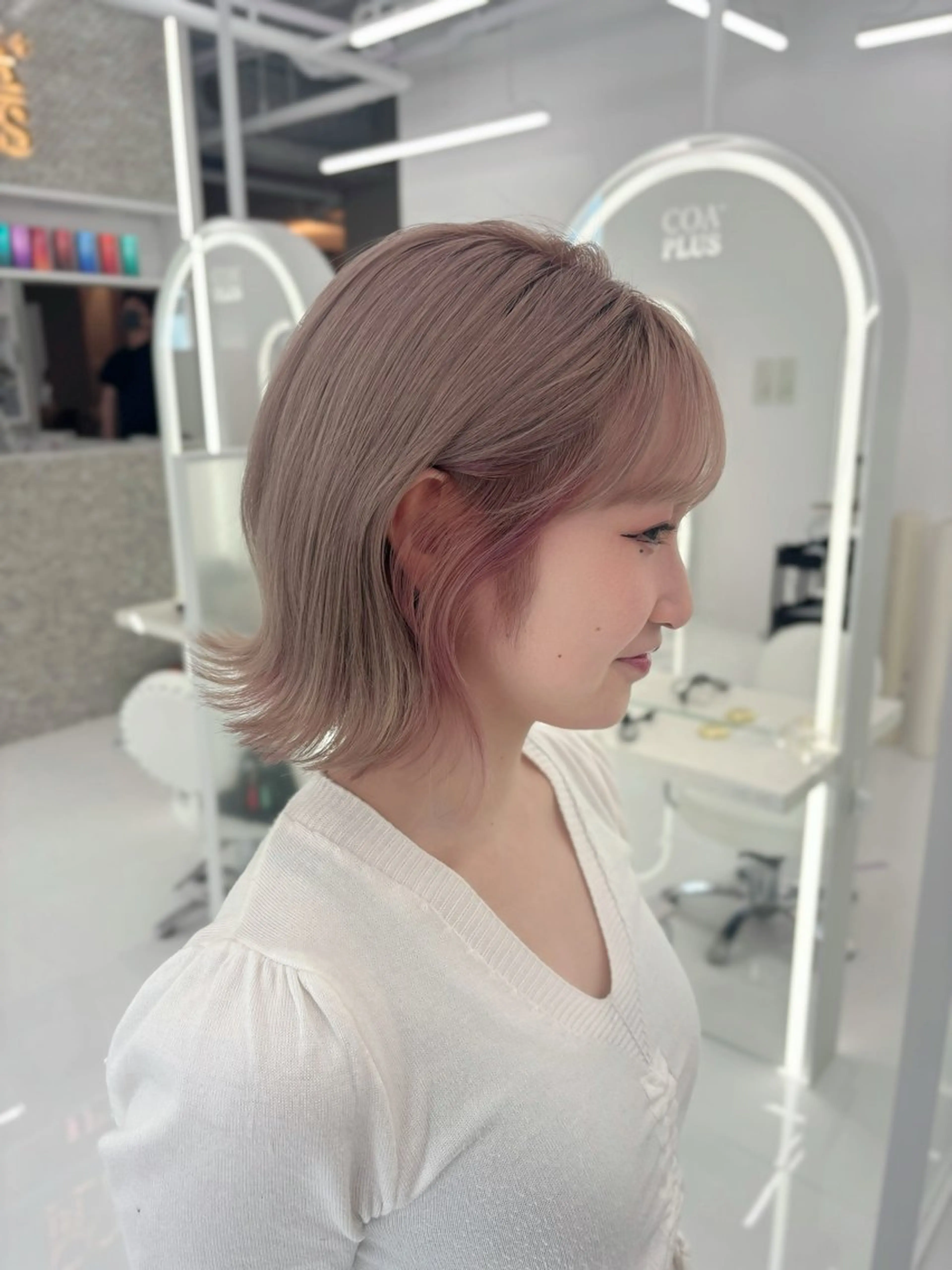 ショート カラー ベージュカラー ピンクカラー ホワイトベージュ COAPLUS所属・韓国/レイヤー/ 前髪/Asamiのヘアスタイル