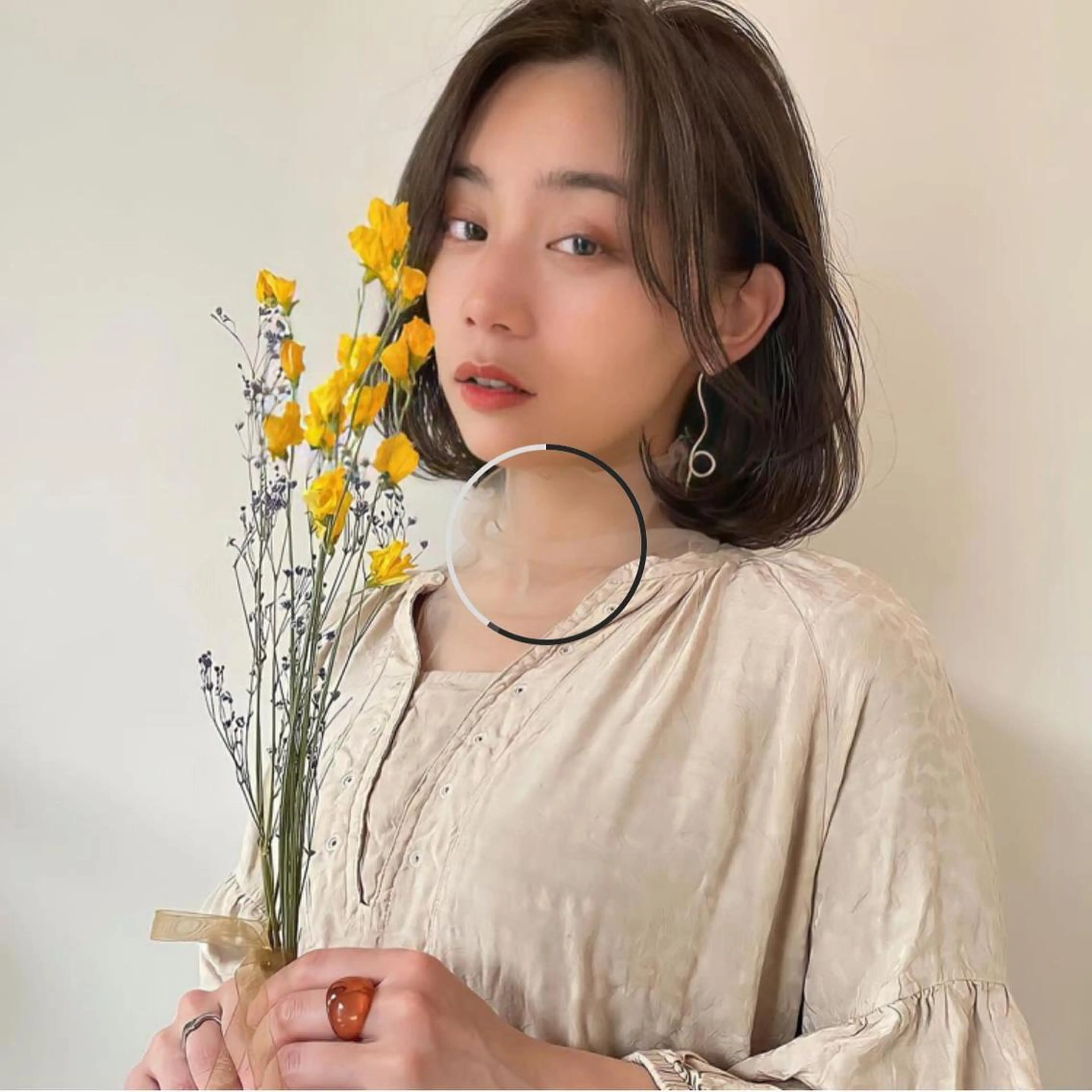 ミディアム カラー ヘアアレンジ ベージュカラー グラデーションカラー ハイライトカラー 韓国風カラー くせ毛 韓国/髪質改善💘 櫻井かれんのヘアスタイル