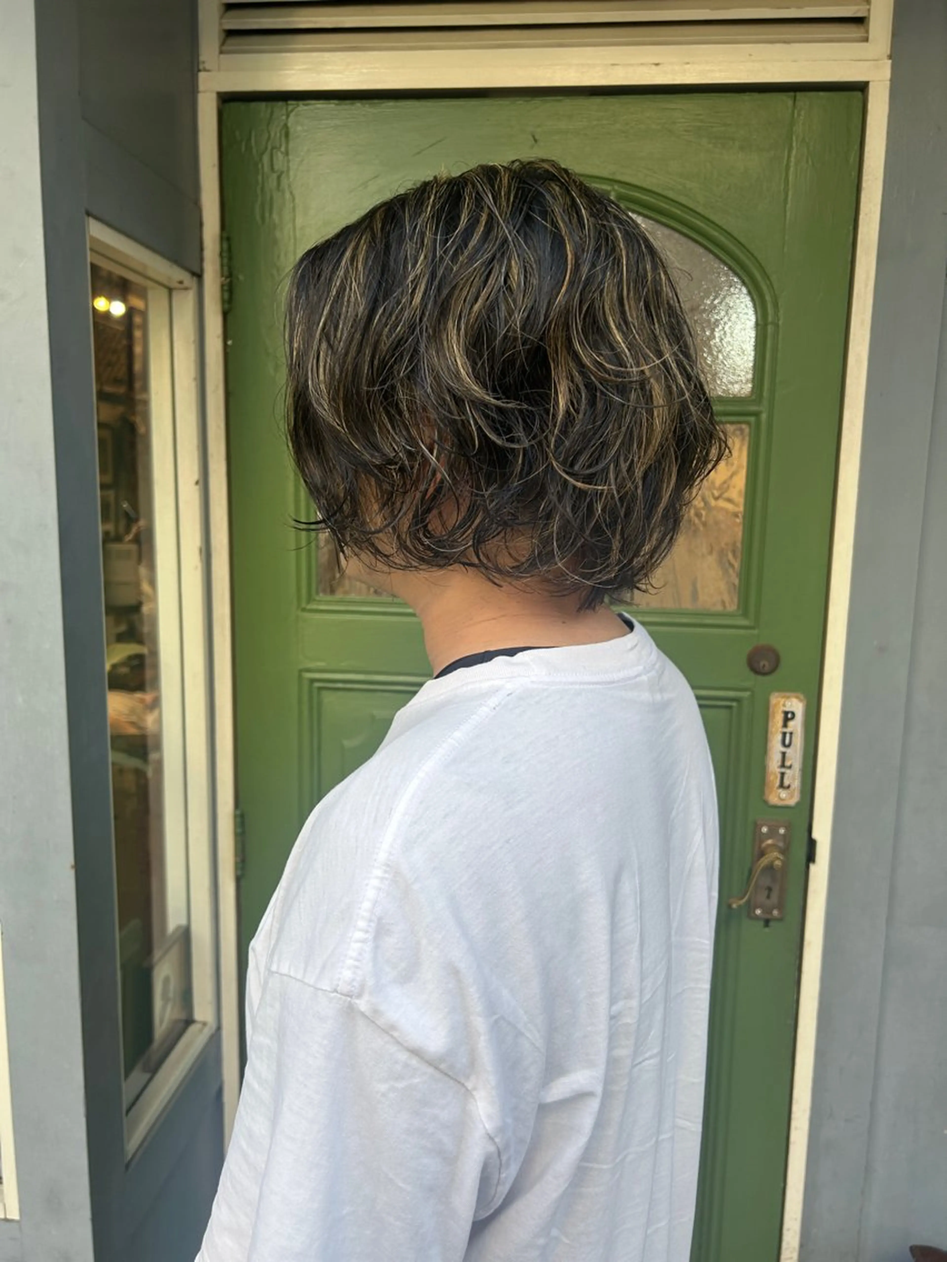 ショート カラー メンズ 抜きっぱなしブロンド ヘアカラー 清水千優/パーマ/透 明感カラー/メンズのヘアスタイル