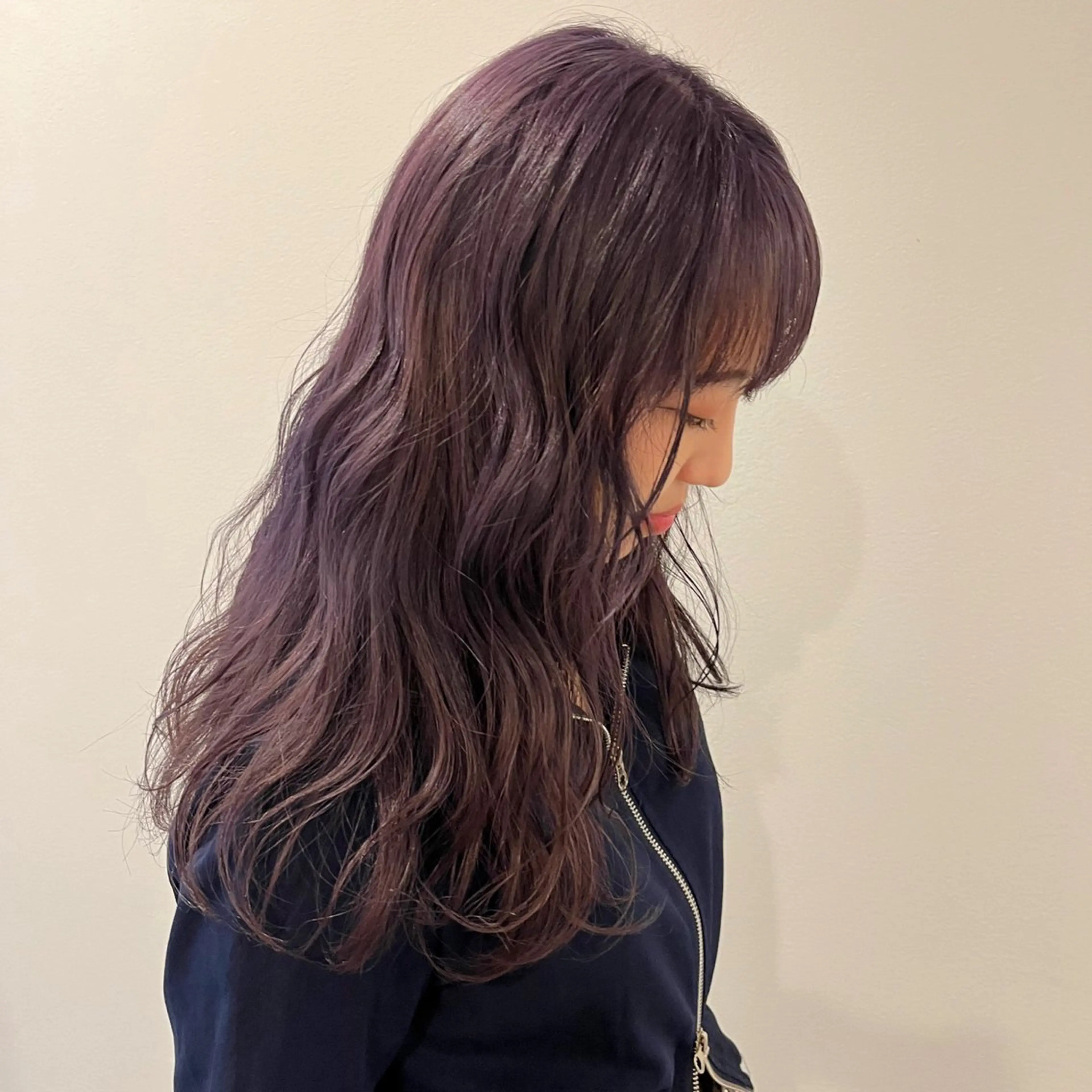 カラー グレージュ パープルグレージュ ヘアカラー bon ami所属・むかいやま なおのヘアスタイル