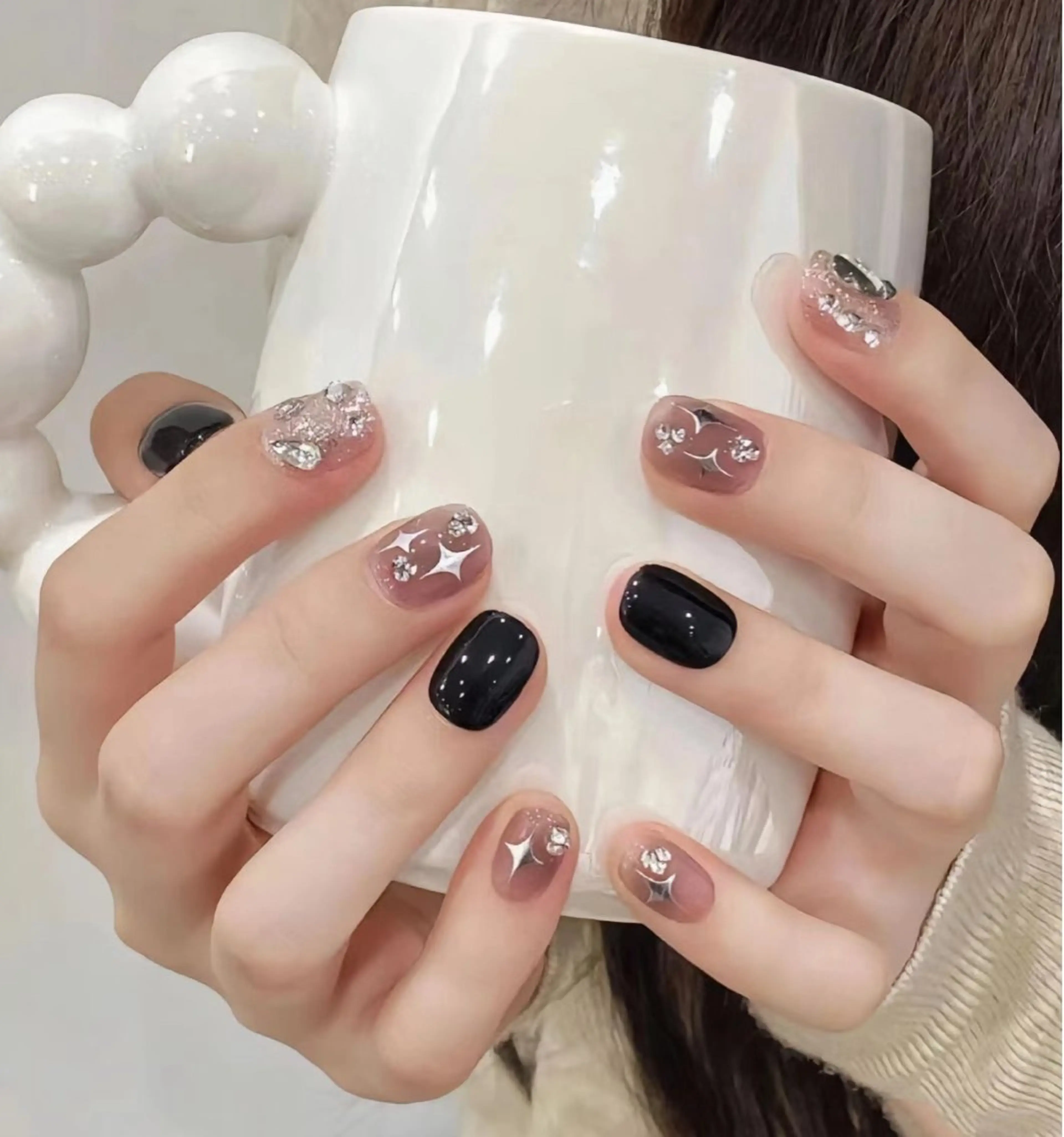 ネイル アートネイル オーロラネイル チークネイル フレンチネイル ガラスフレンチ 🎀🎀YooLi Nail Salonのネイルデザイン