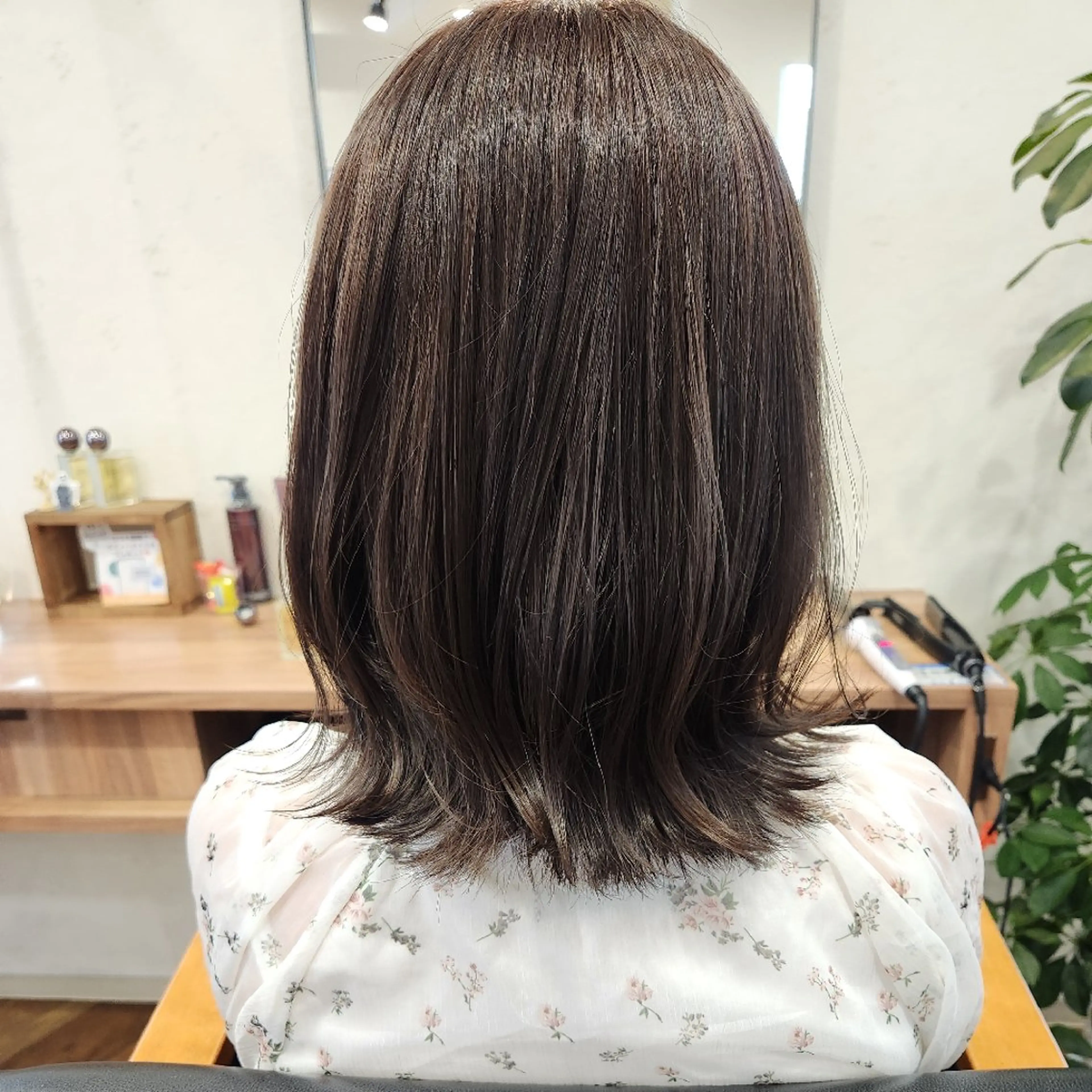 ミディアム 美容しょうへいの店 四郎丸店所属・小宮山 裕理のヘアスタイル