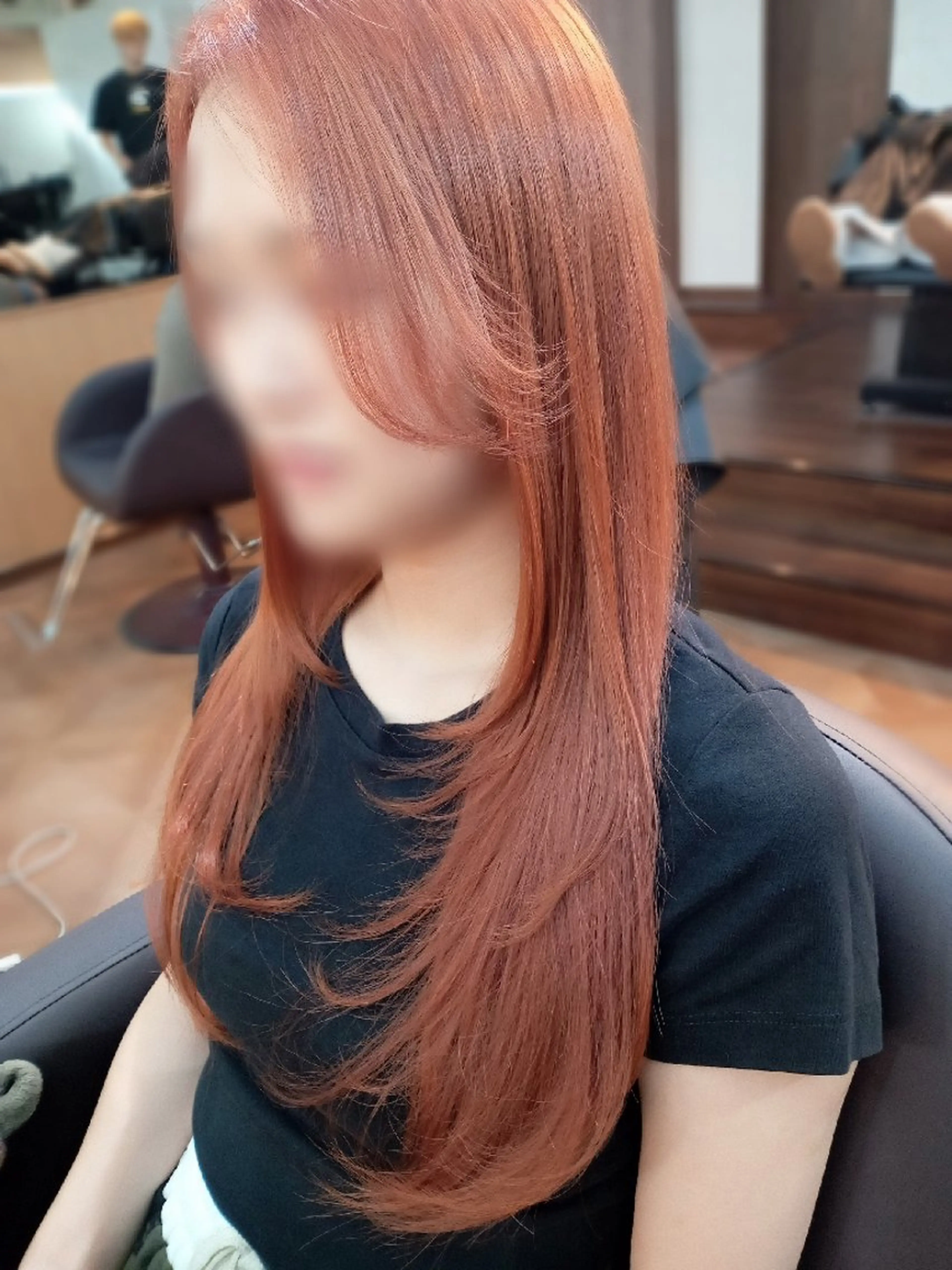 ロング カラー オレンジ 韓国風ヘア レイヤーカット 久村 奈菜のヘアスタイル